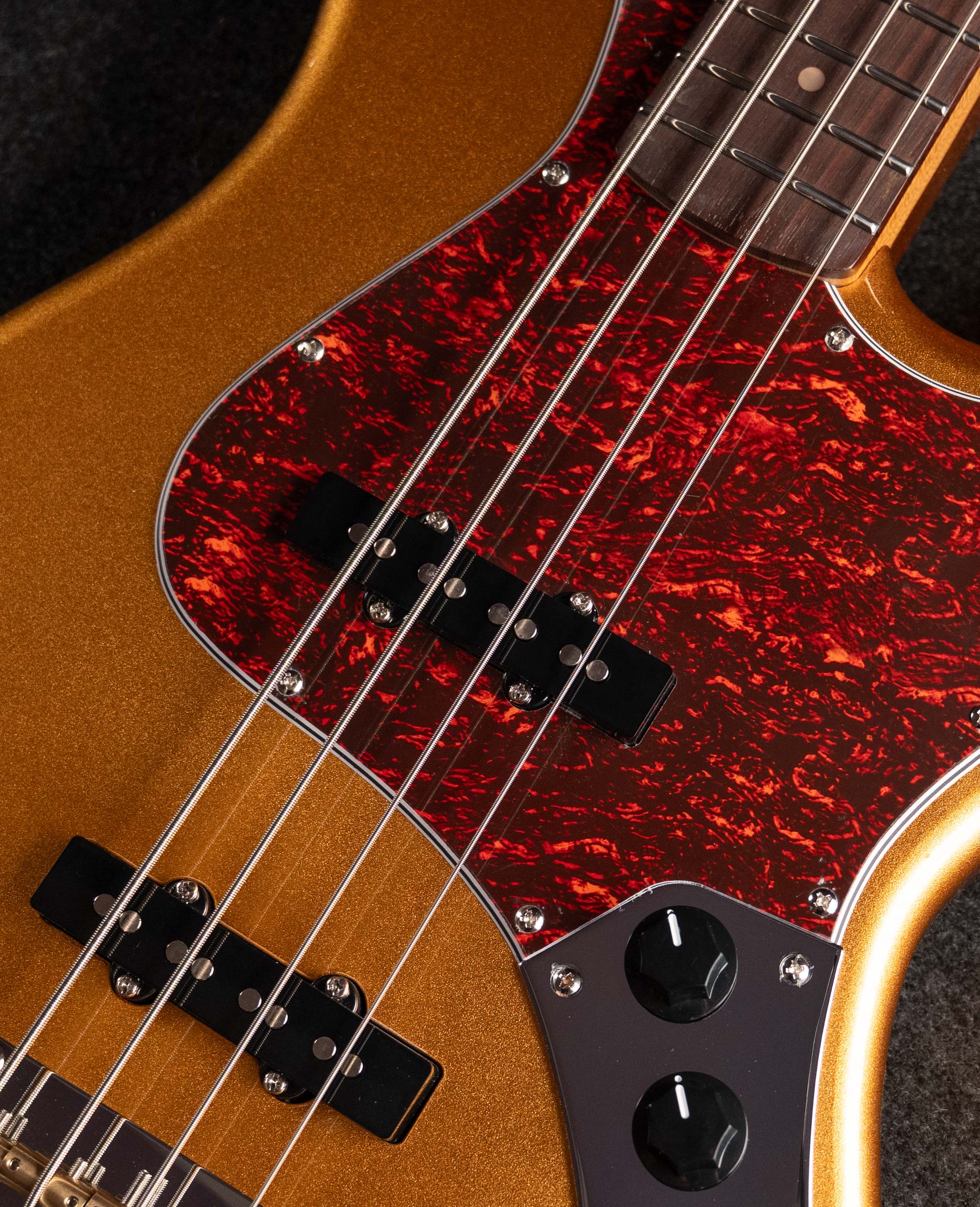 Бас-гитара JET JJB-300 GD R - купить в "Гитарном Клубе"