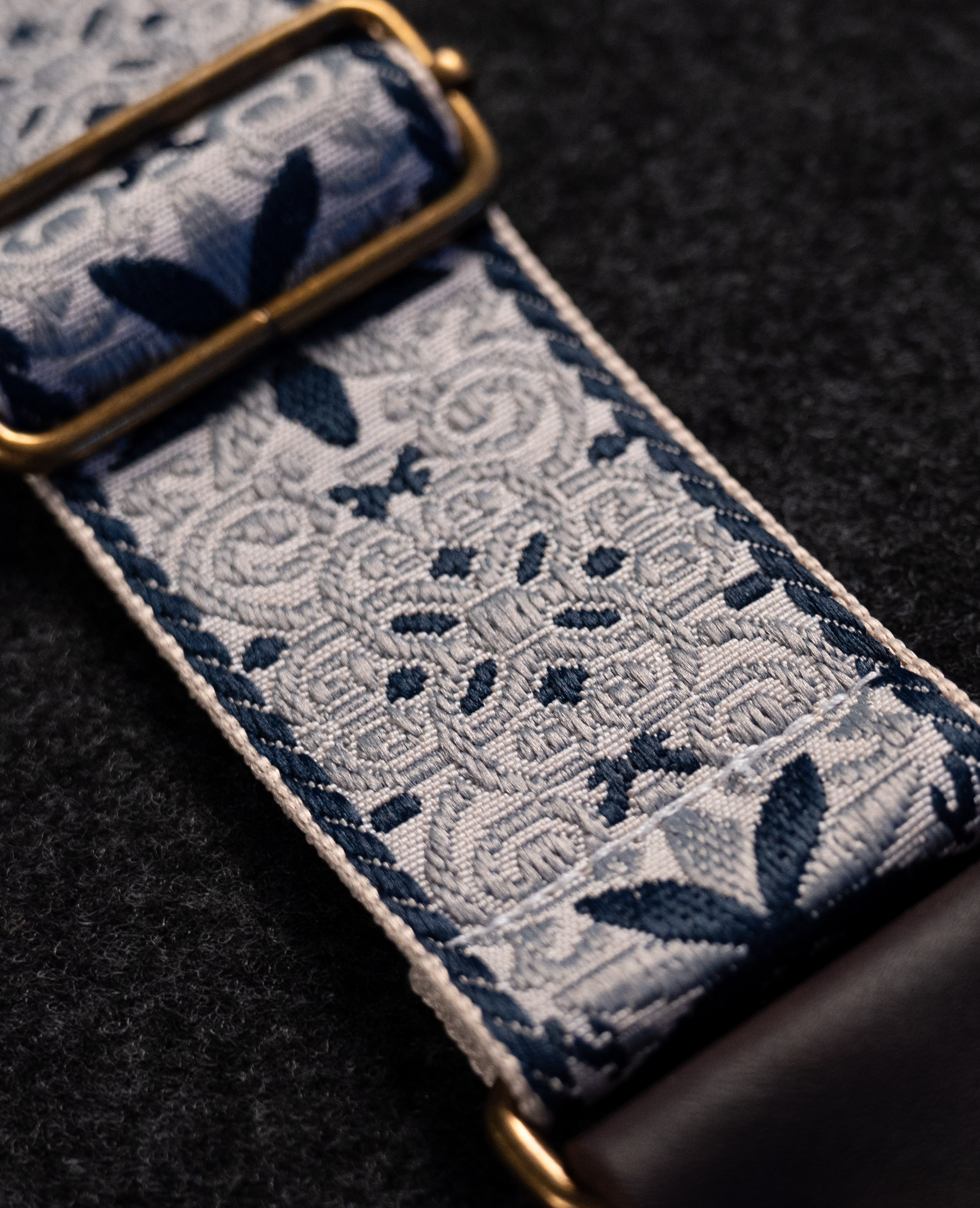 Ремень для гитары Acoustic Union Jacquard, Aster - купить в "Гитарном Клубе"