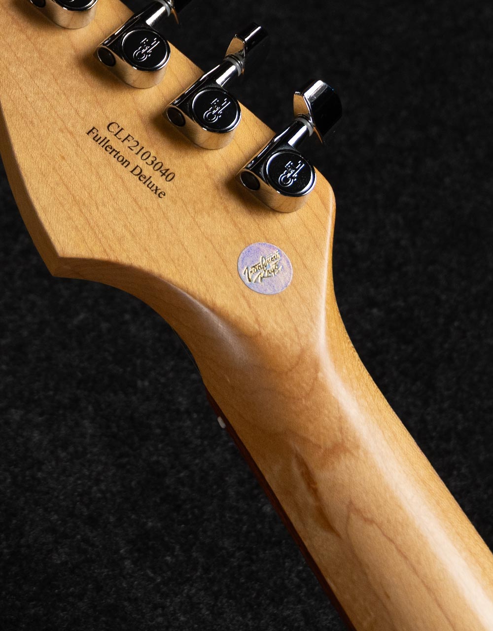 Электрогитара G&L FD Legacy 3-Tone Sunburst CR - купить в "Гитарном Клубе"