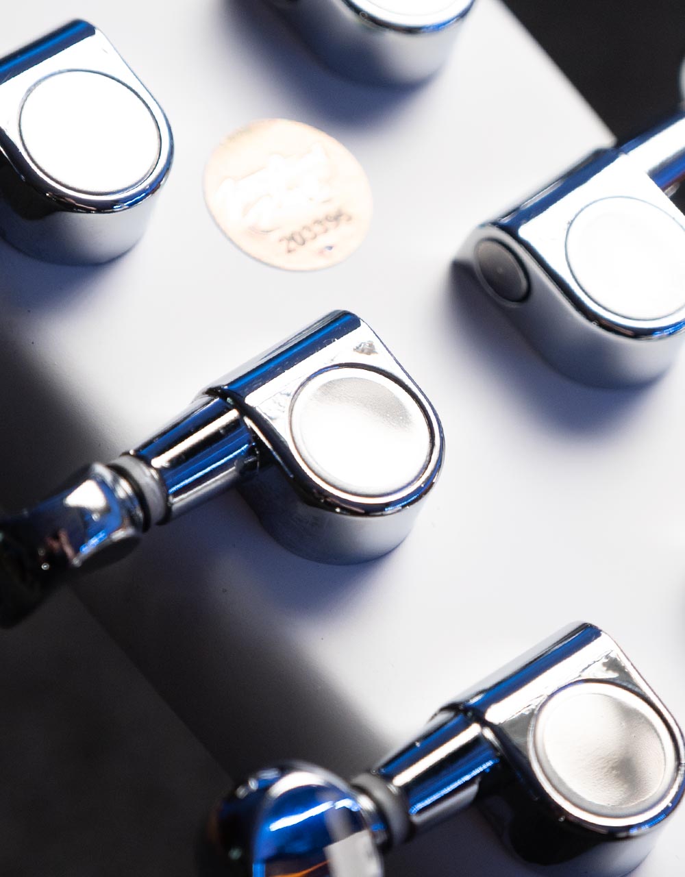 Трансакустическая гитара Lava Me Play Frost White 36" - купить в "Гитарном Клубе"