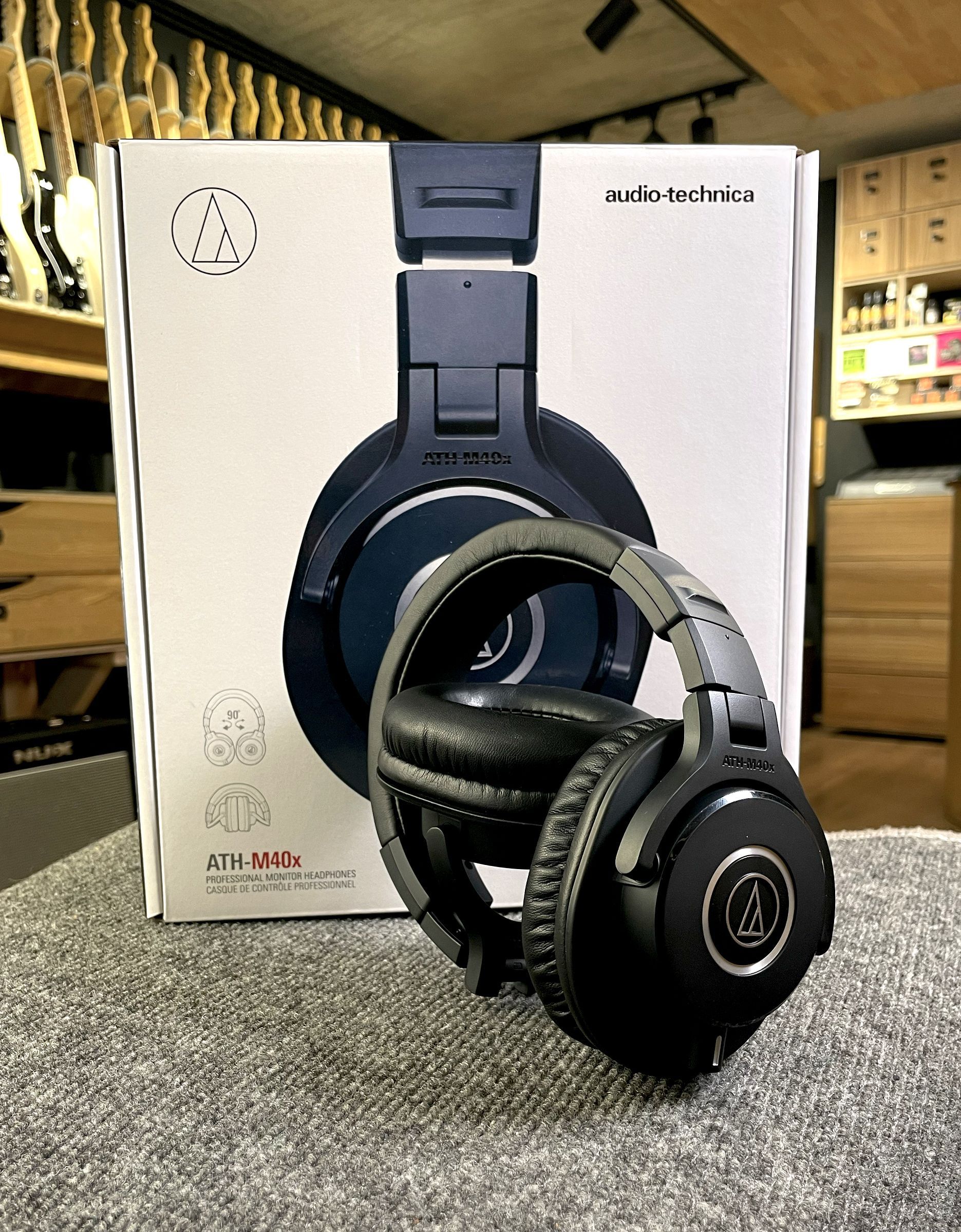 Audio-Technica professional ATH-M40X 【公式通販】
