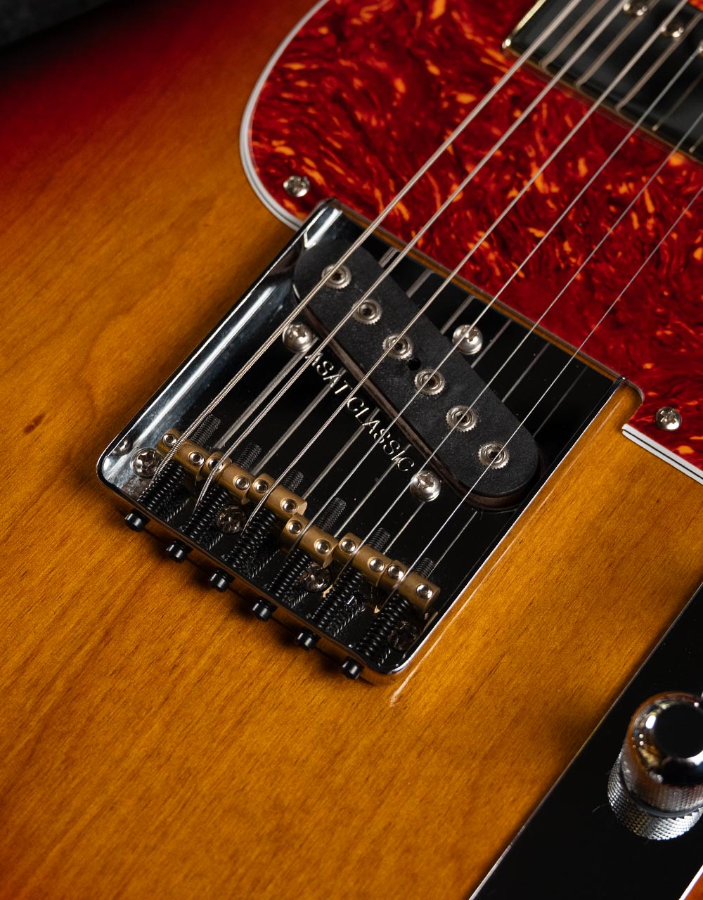 Электрогитара G&L FD ASAT Classic Bluesboy 3-Tone Sunburst CR - купить в "Гитарном Клубе"