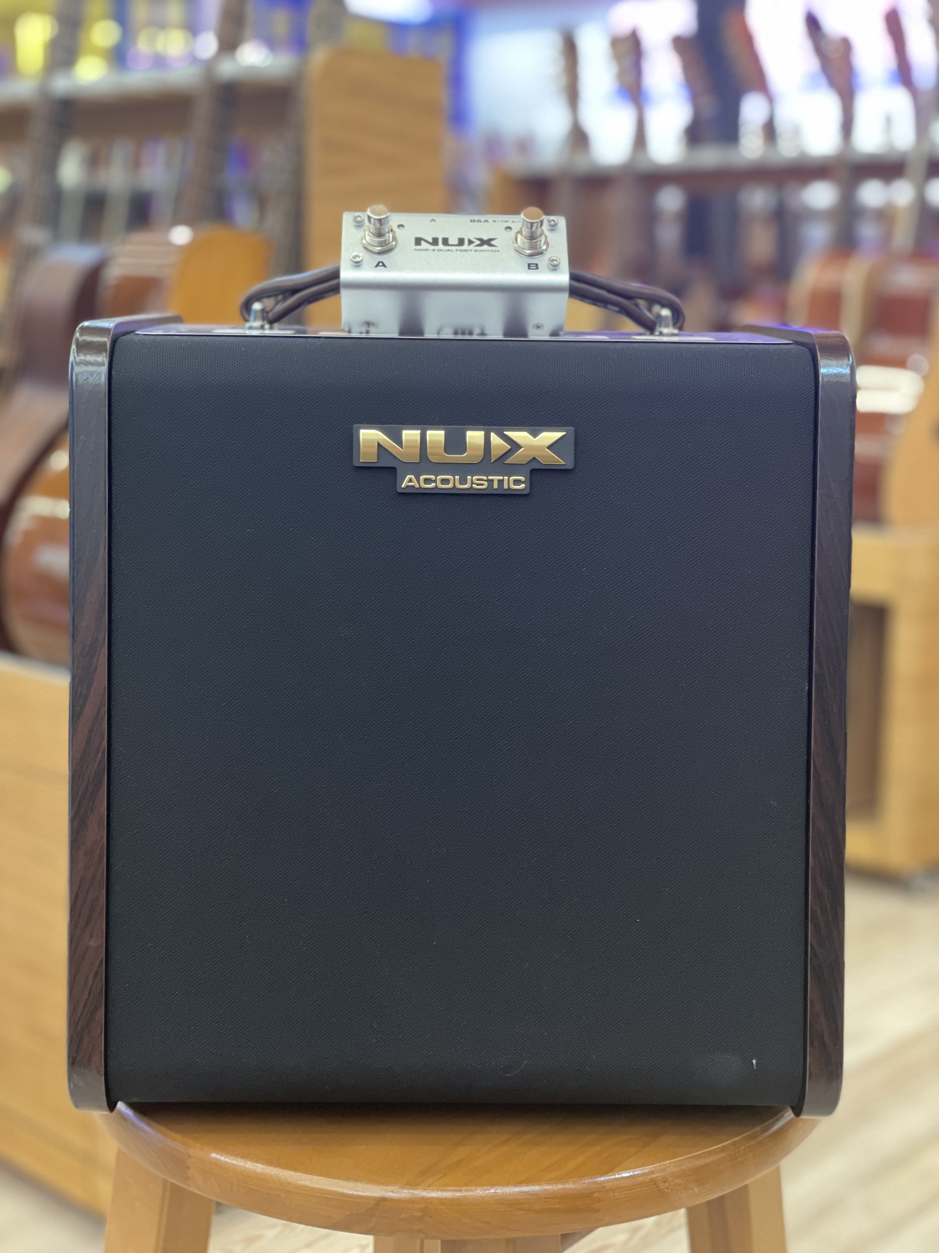 Комбоусилитель для акустической гитары Nux AC-80 Stageman II, 80Вт - купить в "Гитарном Клубе"