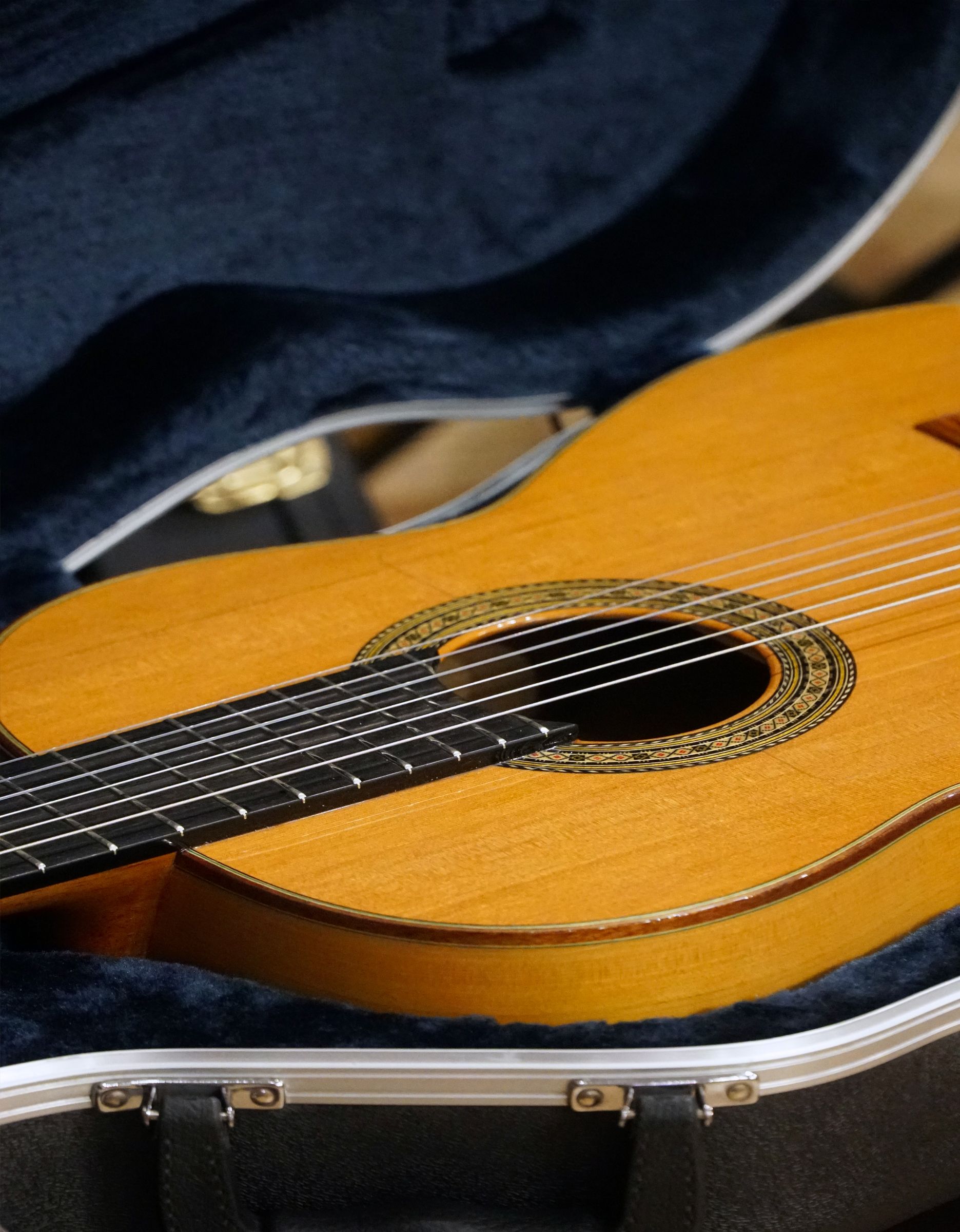 Фламенко гитара мастера Vicente Carillo 2019 г.в - купить в "Гитарном Клубе"