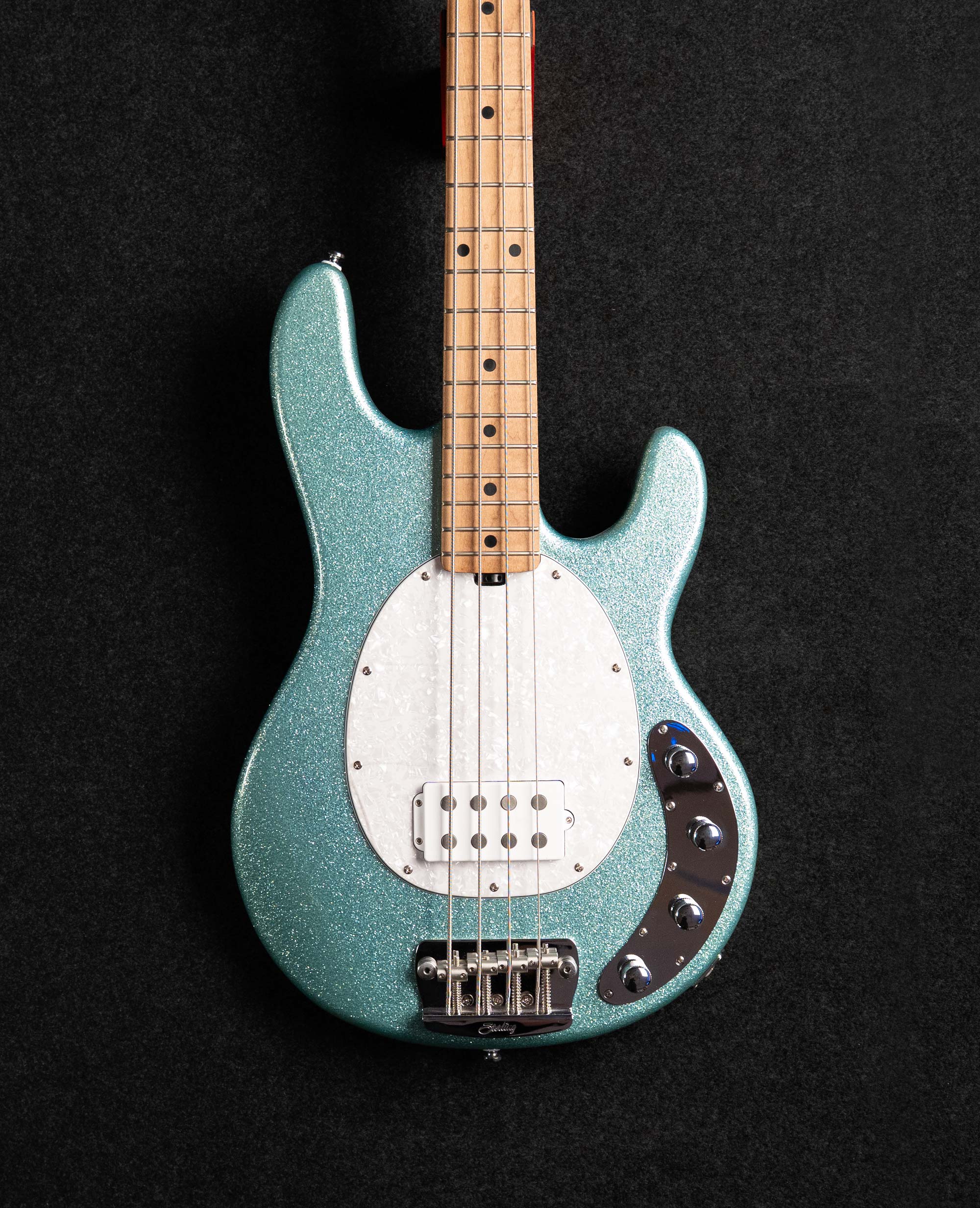 Бас-гитара Sterling StingRay RAY34-SSK, Seafoam Sparkle - купить в "Гитарном Клубе"