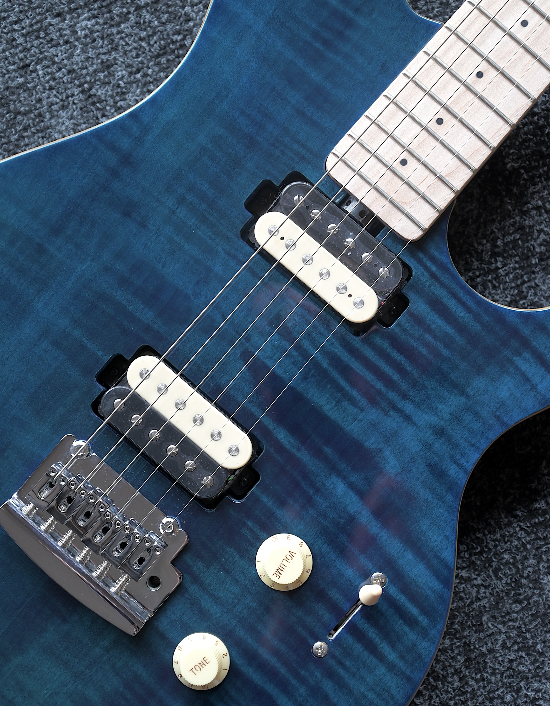 Электрогитара Sterling Axis Neptune Blue - купить в "Гитарном Клубе"