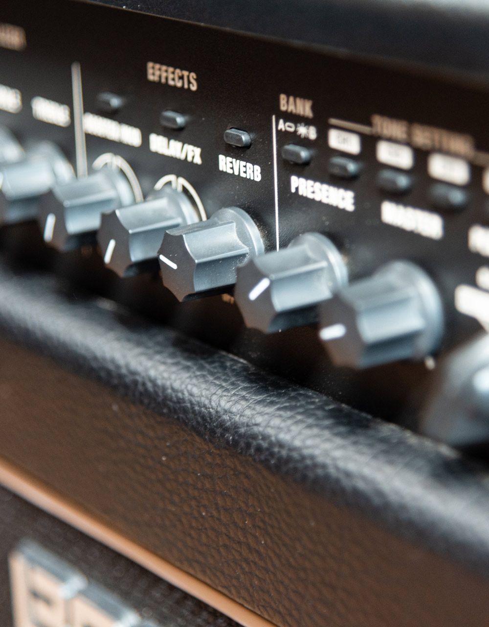 Комбоусилитель для электрогитары Boss Katana-Artist MK2, 1х12", 100Вт - купить в "Гитарном Клубе"