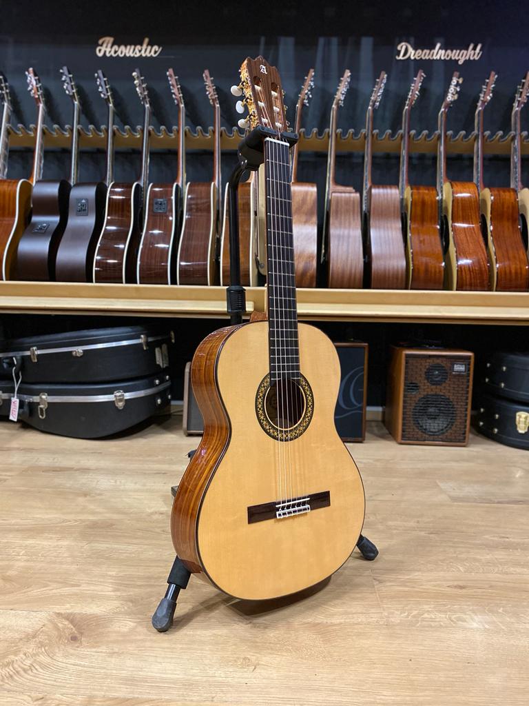 Классическая гитара Alhambra Mod. 4P A - купить в "Гитарном Клубе"