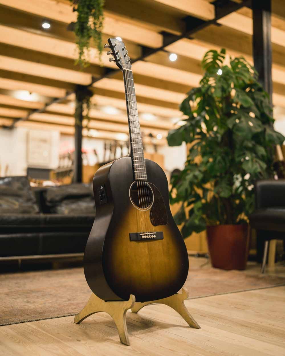 Электроакустическая гитара Sigma JM-SGE - купить в "Гитарном Клубе"