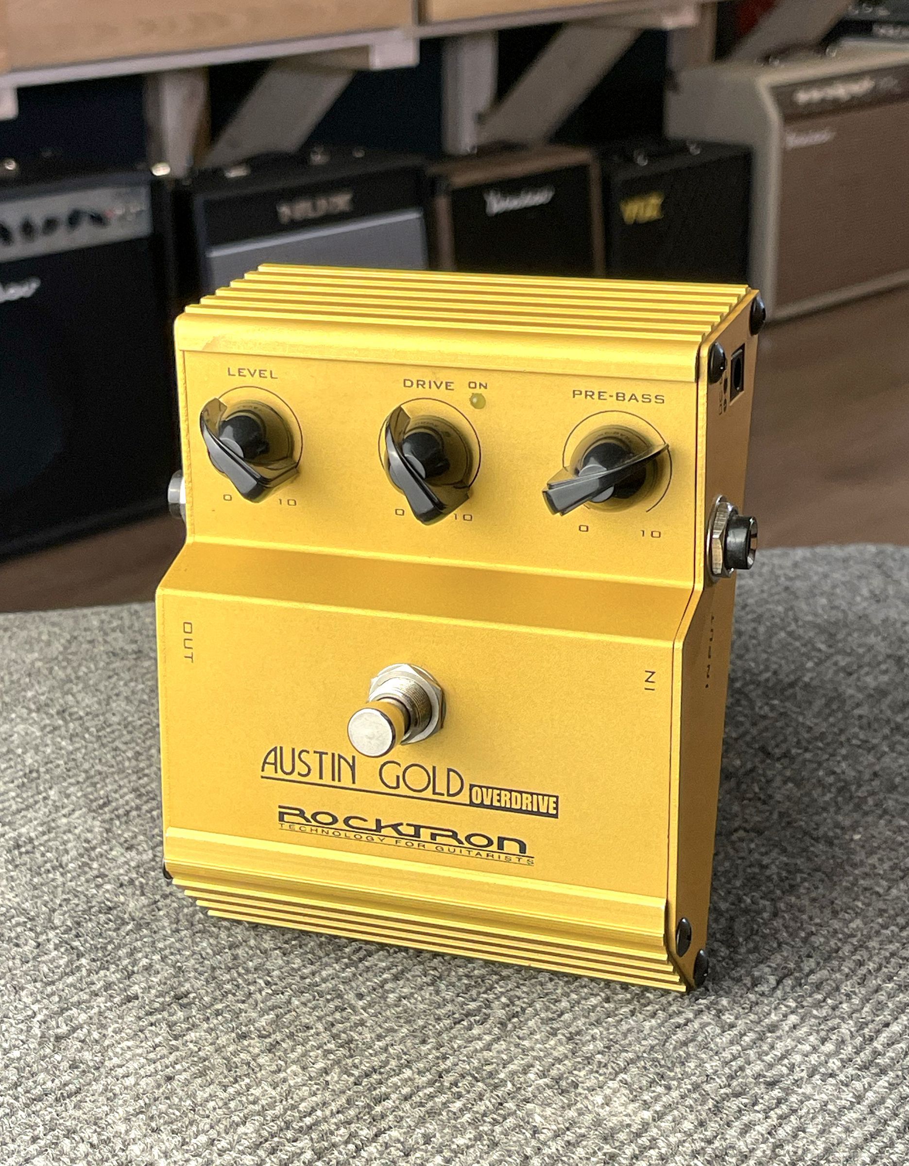 Гитарная педаль Rocktron Austin Gold overdrive - купить в "Гитарном Клубе"