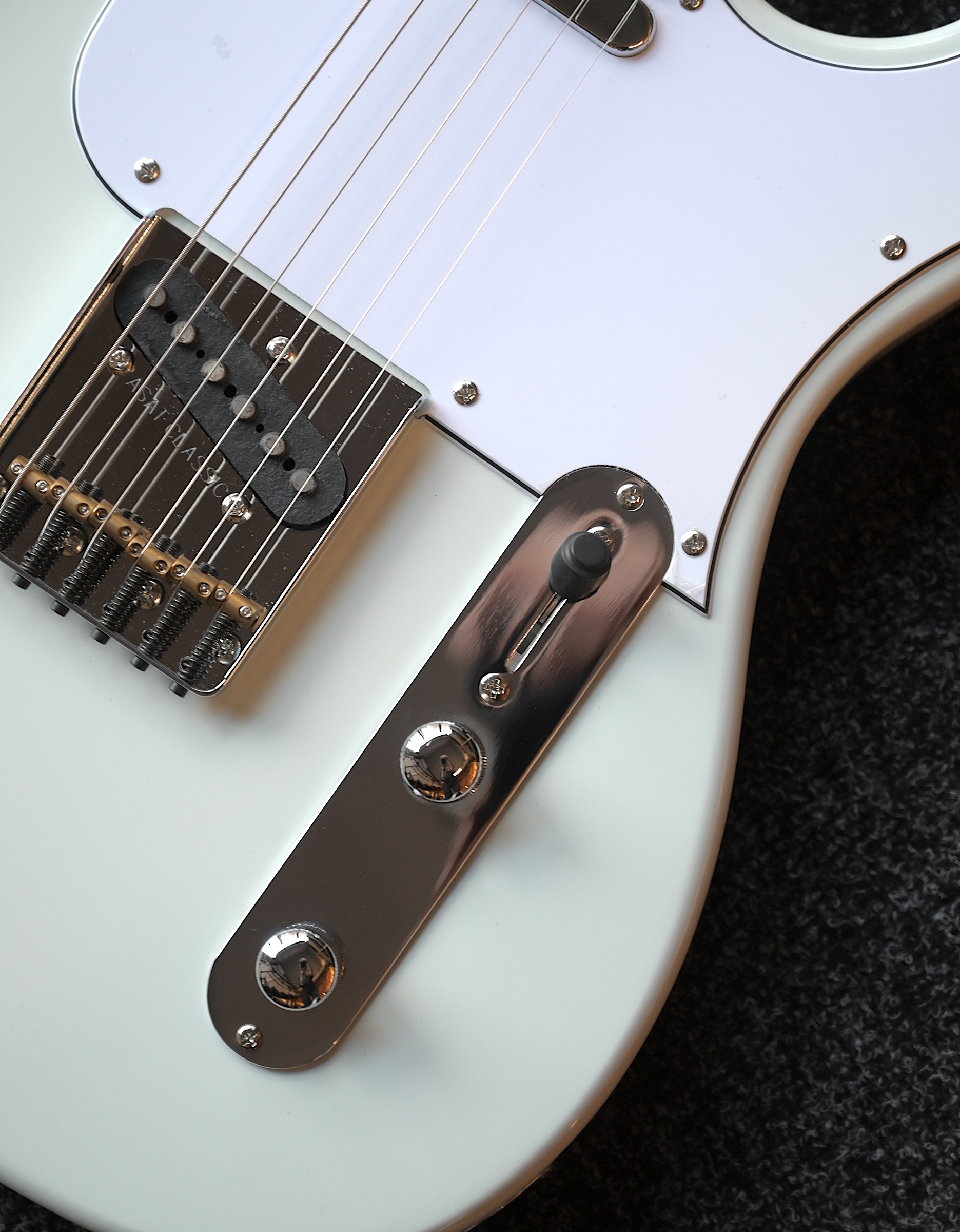 Электрогитара G&L Tribute ASAT Classic Alnico Sonic Blue Poplar MP - купить в "Гитарном Клубе"