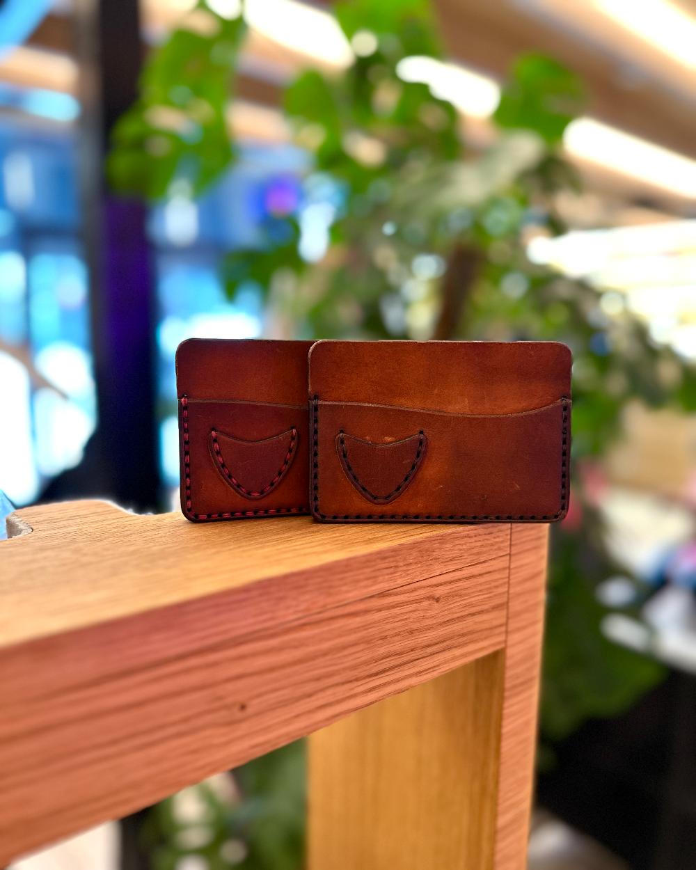 Картхолдер из кожи с логотипом "Гитарный Клуб" - купить в "Гитарном Клубе"