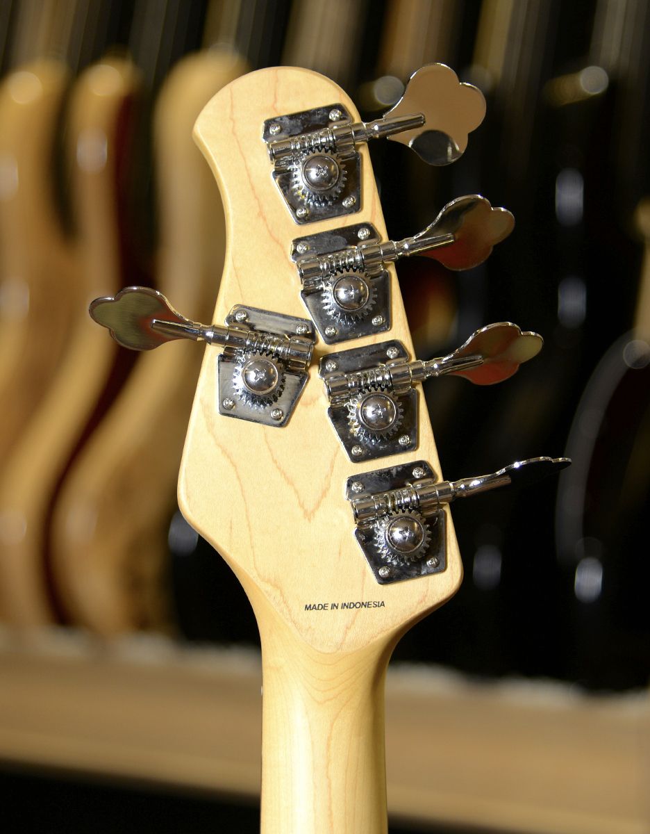 Бас-гитара Sterling by MusicMan RAY25 Toluca Lake Blue - купить в "Гитарном Клубе"