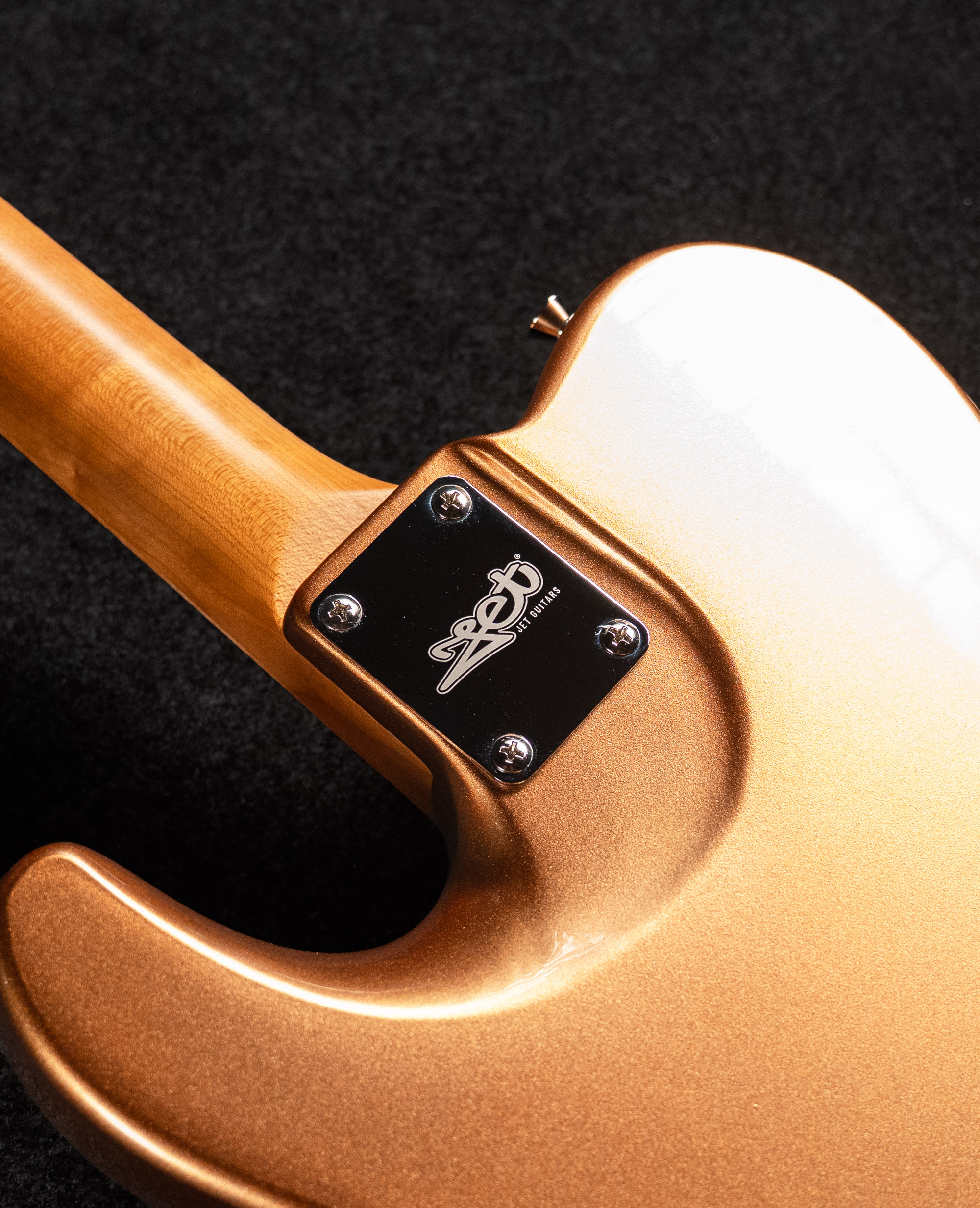 Электрогитара JET JT-30 Gold - купить в "Гитарном Клубе"
