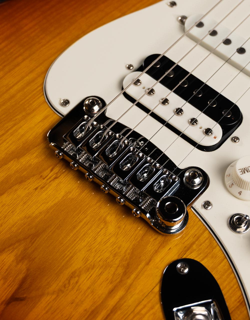 Электрогитара G&L FD Legacy HB Old School Tobacco Sunburst MP - купить в "Гитарном Клубе"