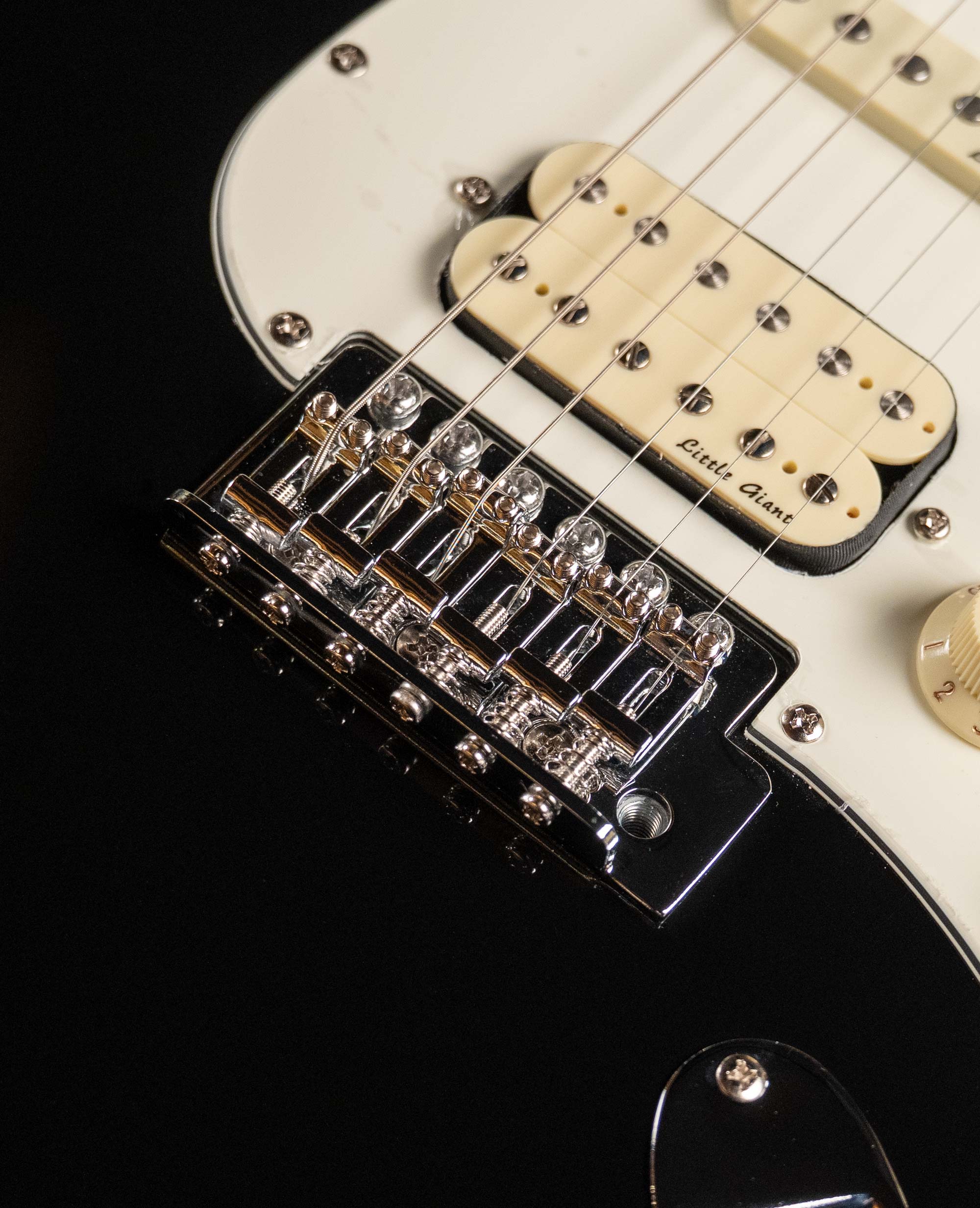 Электрогитара Saga SMF1314HBK - купить в "Гитарном Клубе"