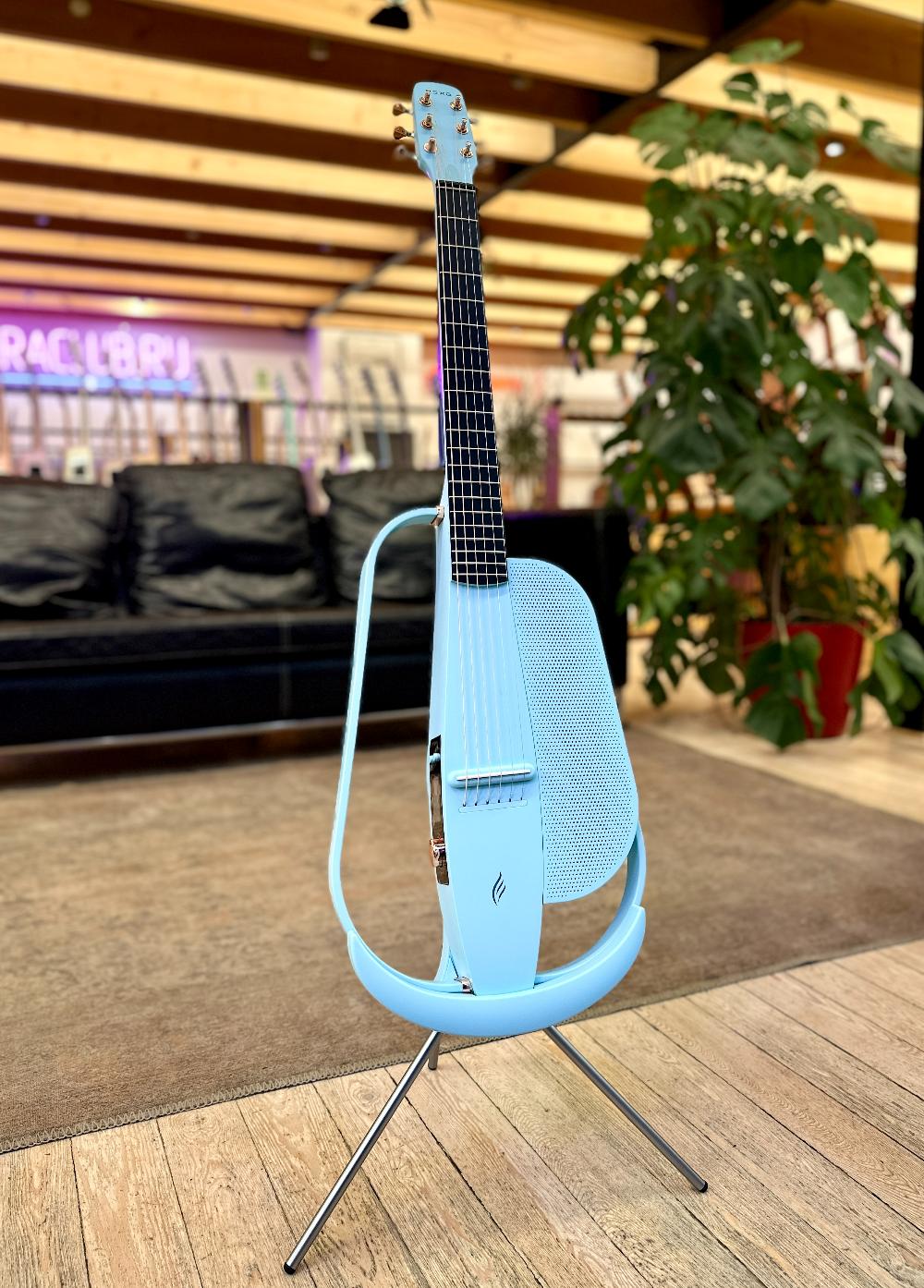 Трансакустическая гитара Enya NEXG 2/Bl - купить в "Гитарном Клубе"