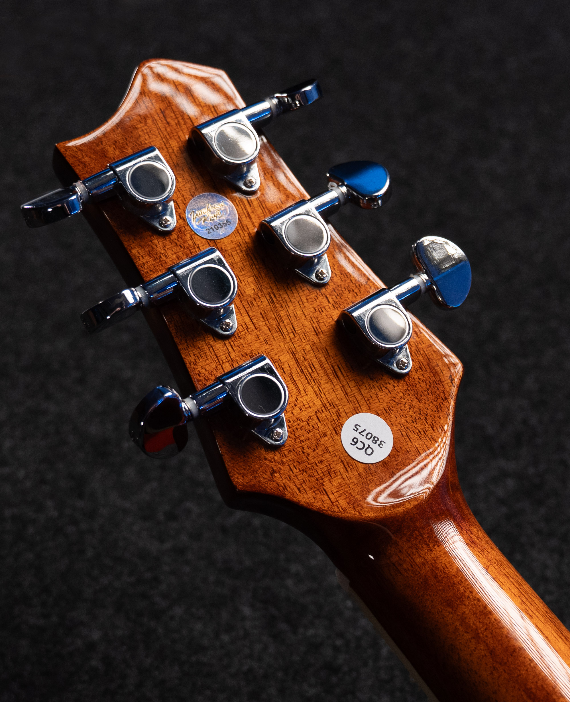 Электроакустическая гитара Ю. Стоянов J ST - NAT/E - купить в "Гитарном Клубе"