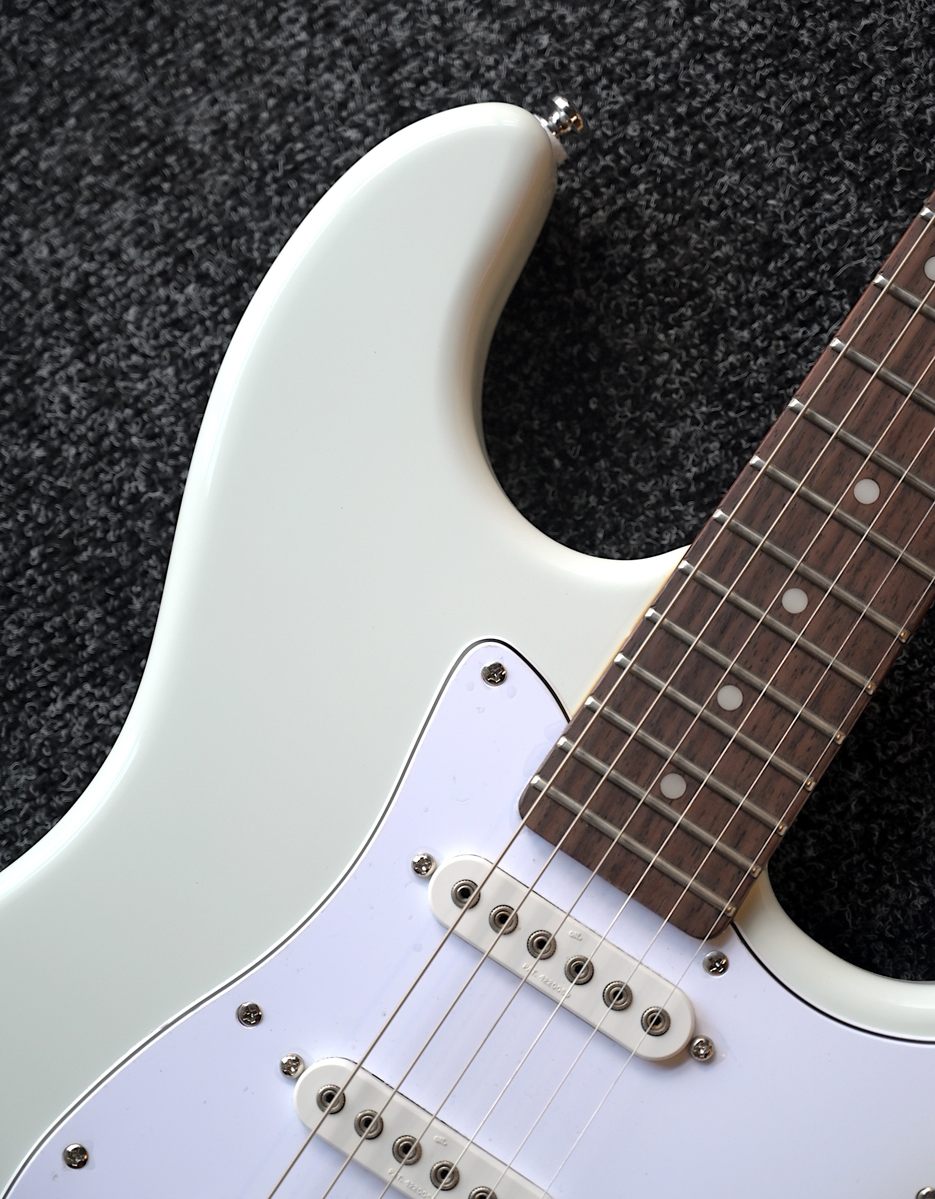 Электрогитара G&L Tribute S-500 Sonic Blue RW Poplar - купить в "Гитарном Клубе"