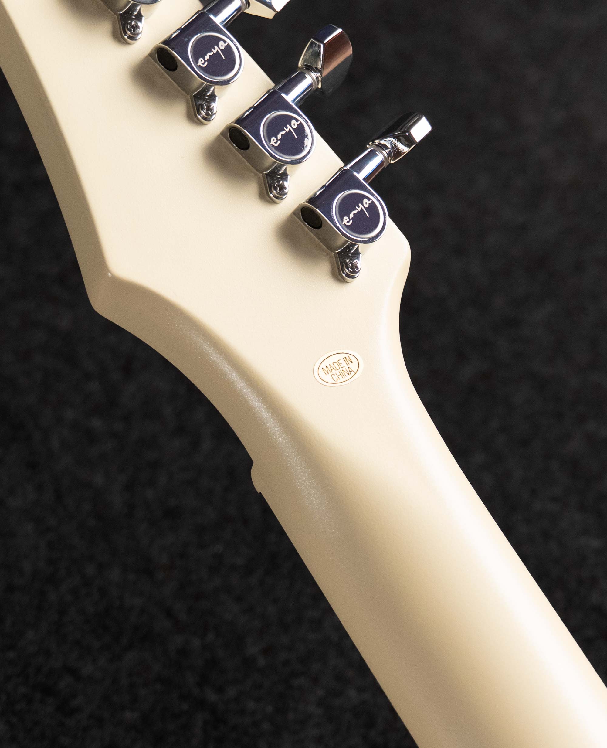 Электрогитара Enya NOVA GO SONIC NEW WHITE INSPIRE - купить в "Гитарном Клубе"