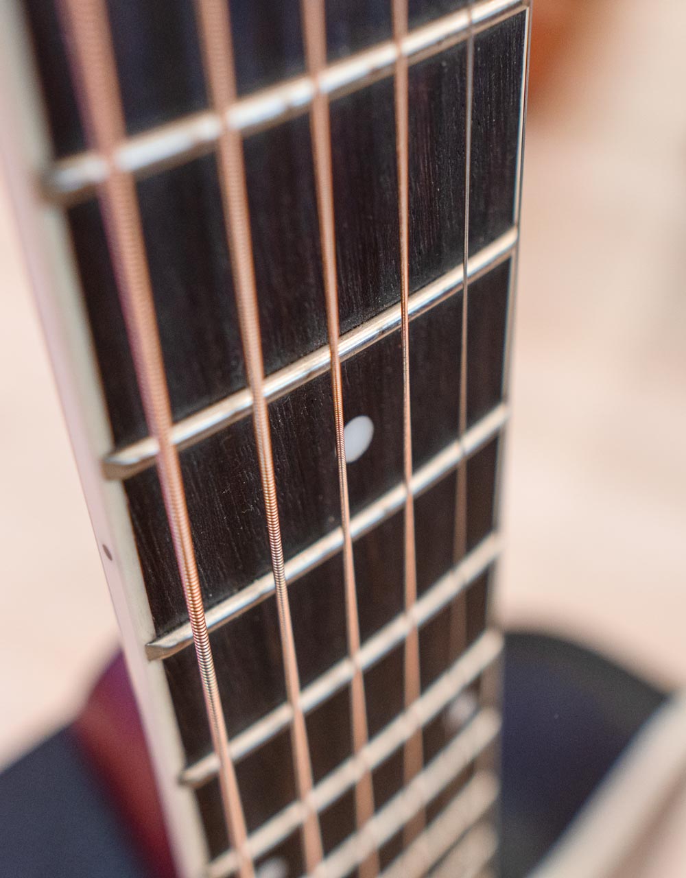 Электроакустическая гитара Ovation Applause AE44IIP-VV Mid Cutaway Vintage Varnish - купить в "Гитарном Клубе"