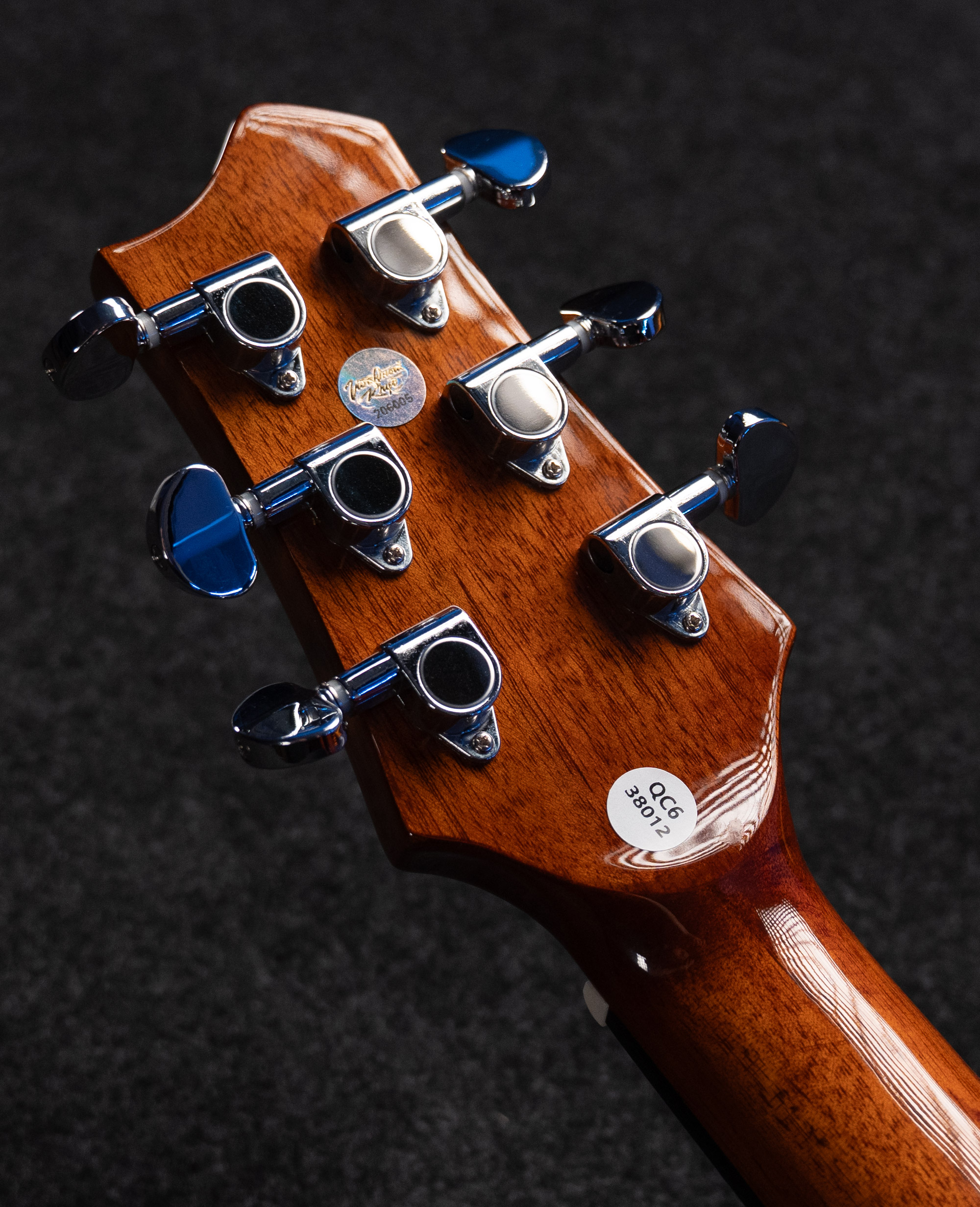 Электроакустическая гитара Ю. Стоянов GA STCA - NAT/E - купить в "Гитарном Клубе"