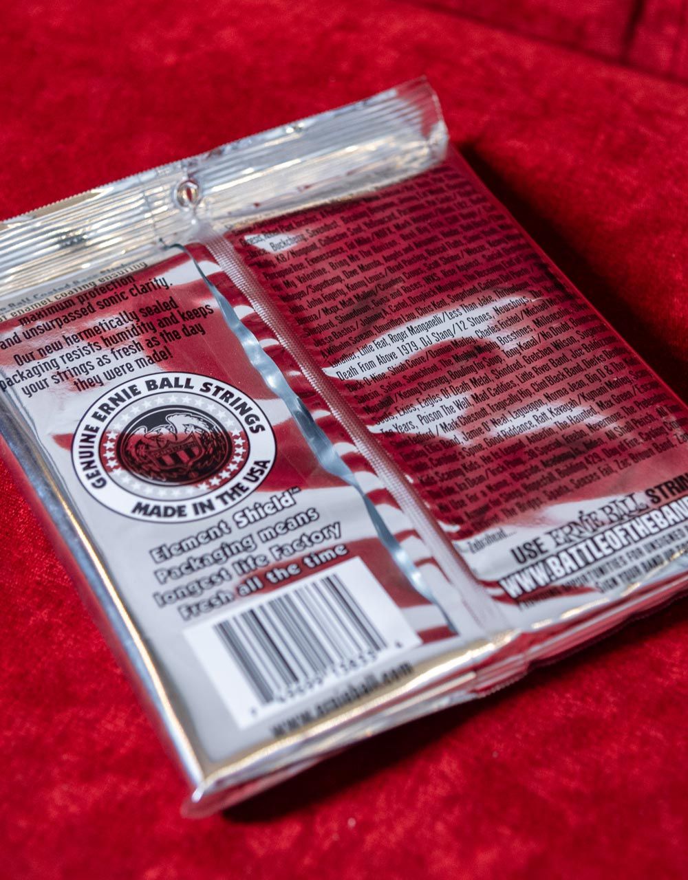 Струны для бас-гитары Ernie Ball 3833 Coated Bass Hybrid Slinky, 45-105 - купить в "Гитарном Клубе"