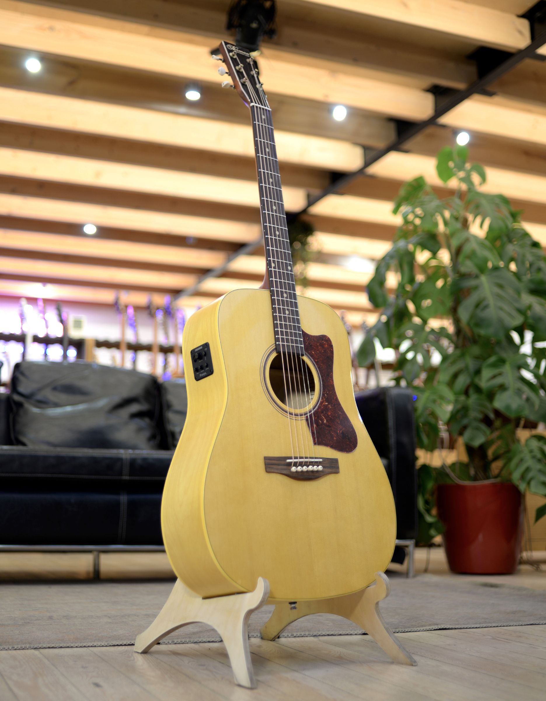 Электроакустическая гитара Norman B20 Natural GT Presys - купить в "Гитарном Клубе"