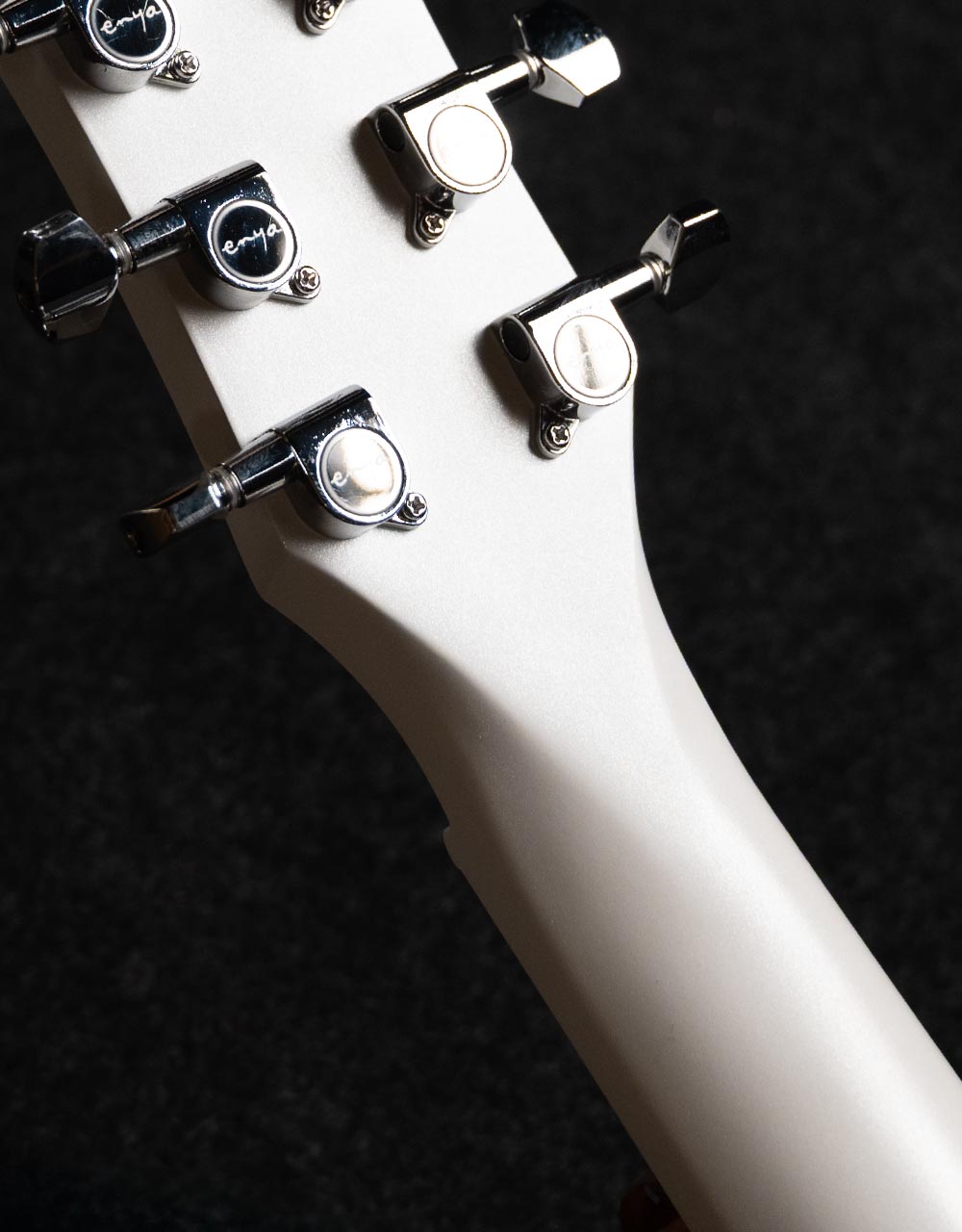 Электрогитара Enya Nova Go Sonic/Wh - купить в "Гитарном Клубе"