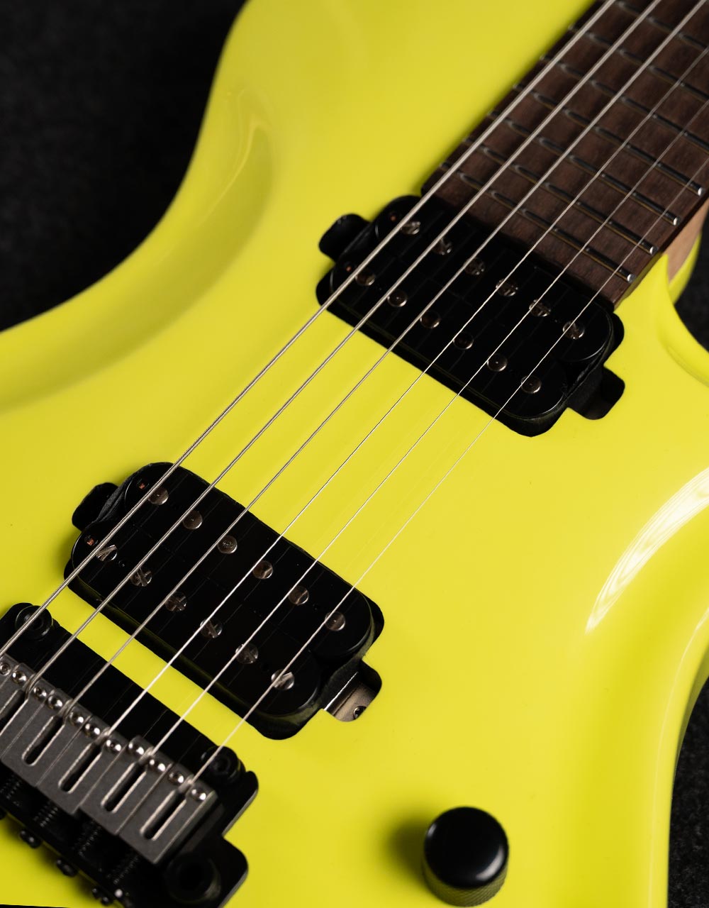 Электрогитара Covenant Custom Model Be Lemon - купить в "Гитарном Клубе"