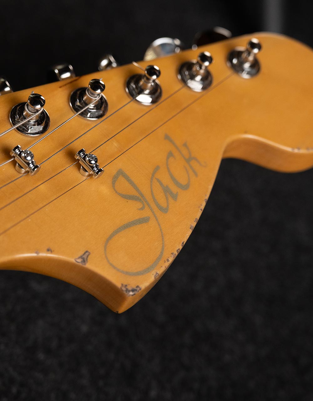 Электрогитара Jack 70 Stratocaster
