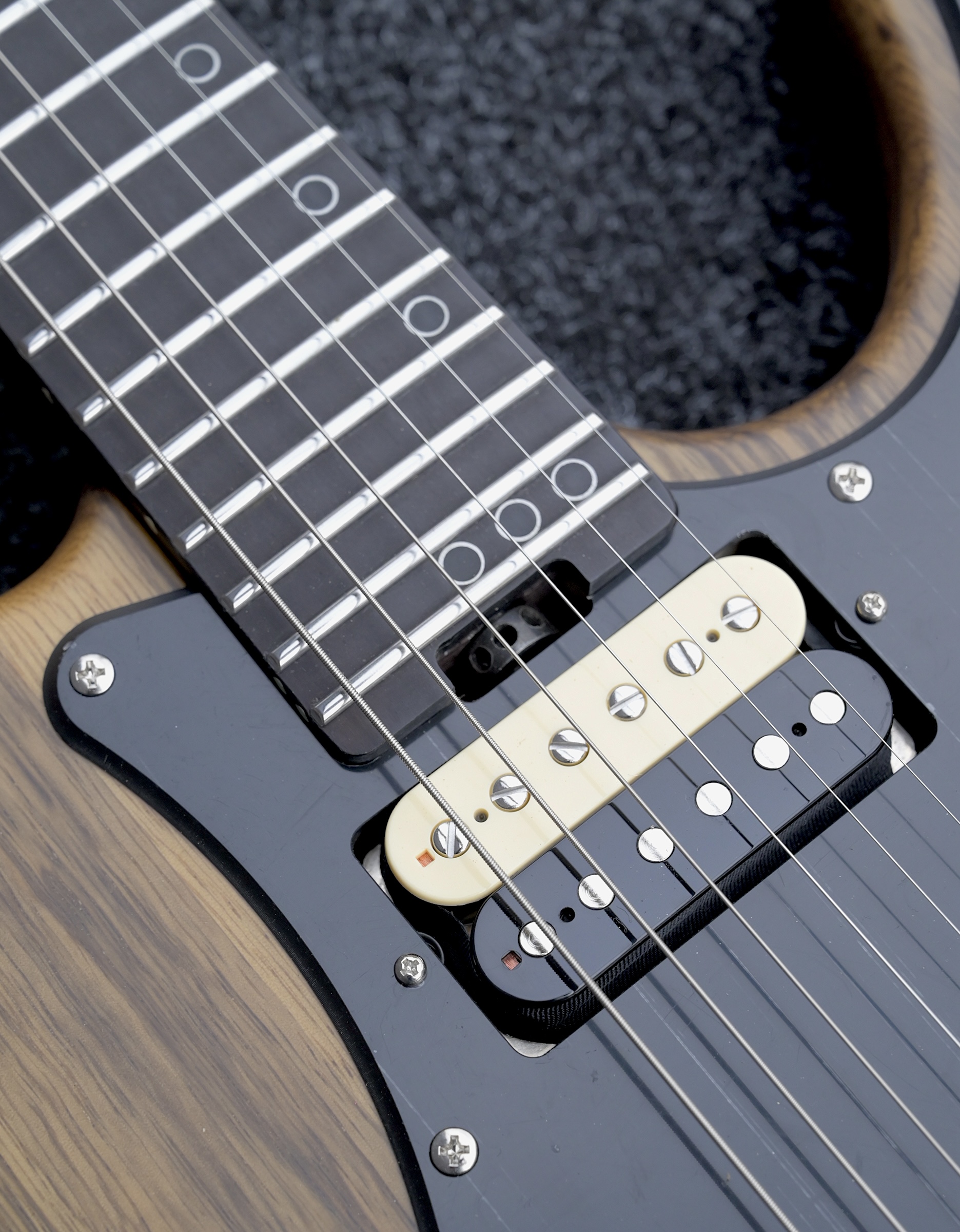 Электрогитара Schecter Sun Valley Super Shredder  Exotic Ht Black Limba - купить в "Гитарном Клубе"