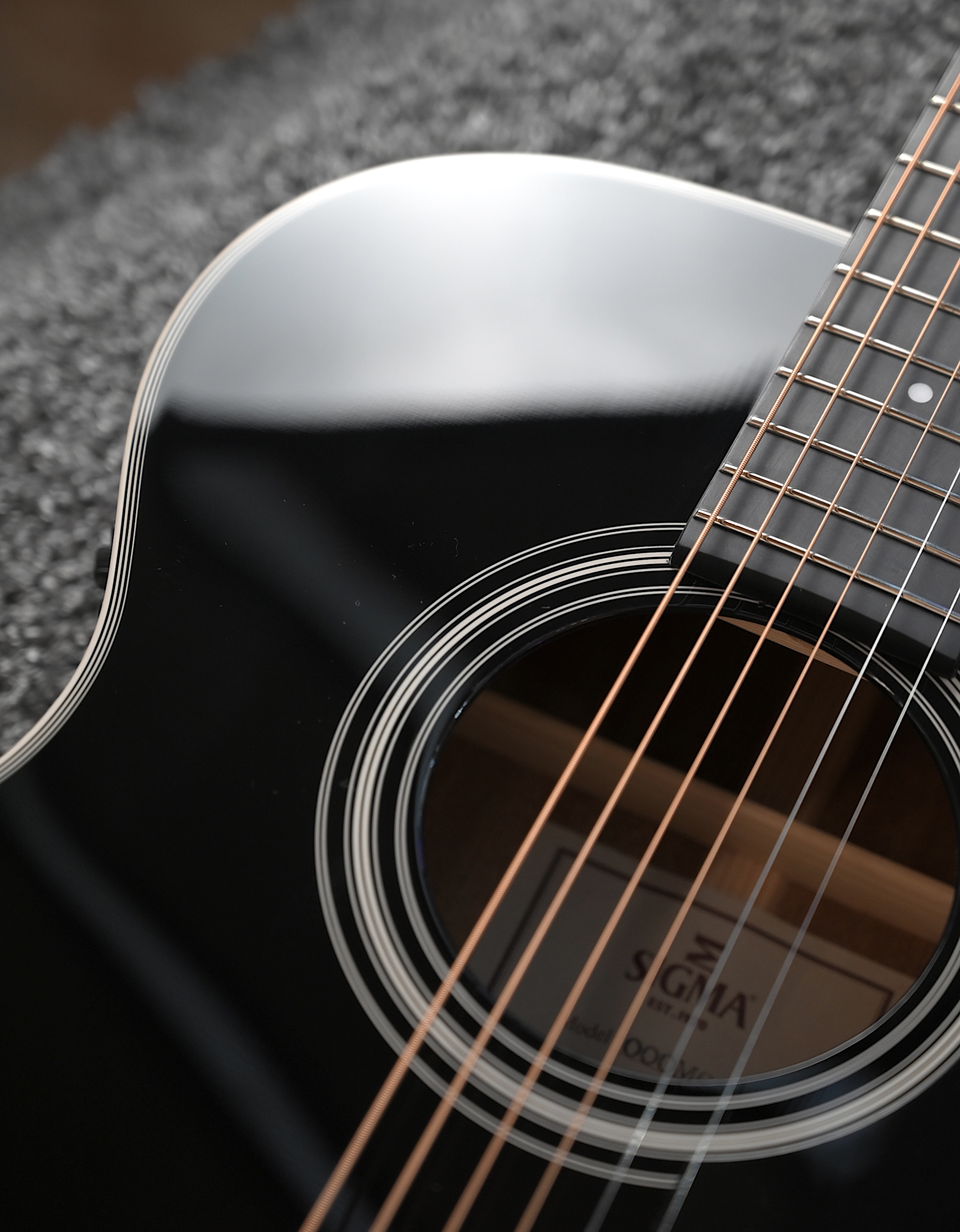 Электроакустическая гитара Sigma 000MC-1E-BK - купить в "Гитарном Клубе"