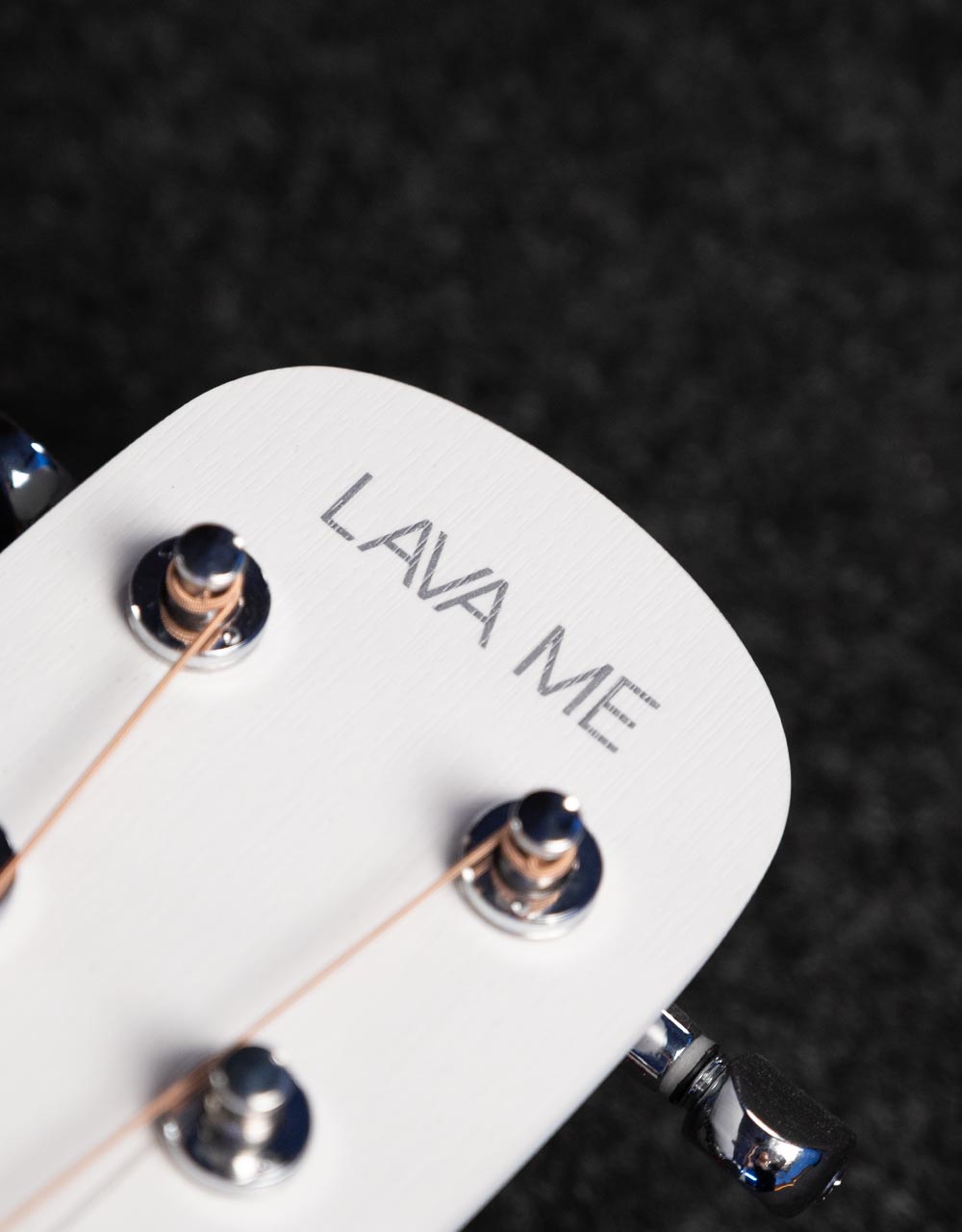 Трансакустическая гитара Lava Me Play Frost White 36" - купить в "Гитарном Клубе"
