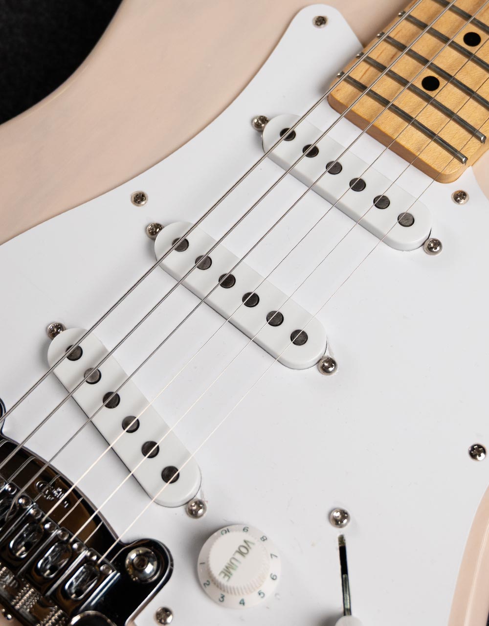 Электрогитара G&L FD Legacy Blonde MP - купить в "Гитарном Клубе"