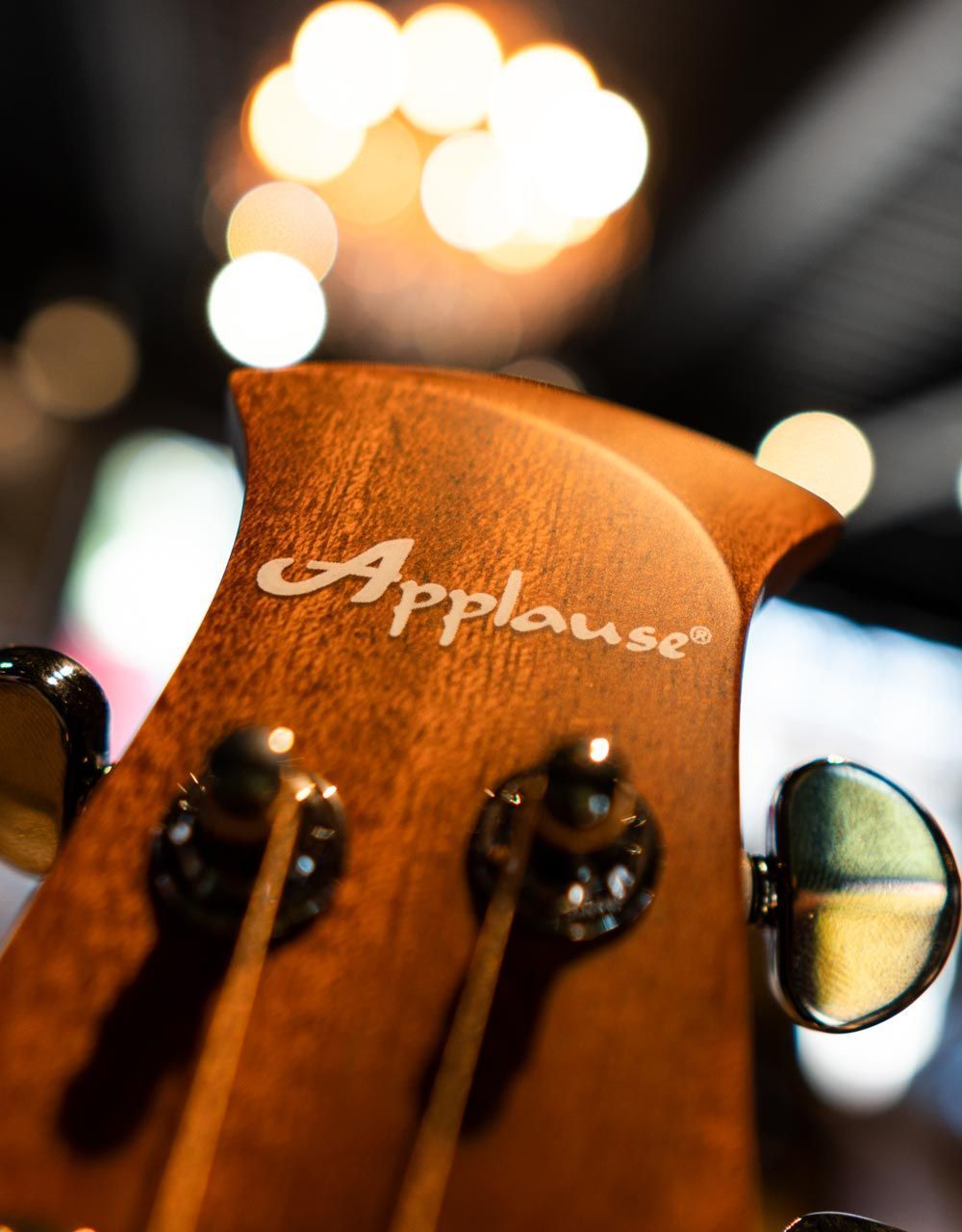 Электроакустическая гитара Ovation Applause AE44II-4S Elite Mid Cutaway Natural Satin - купить в "Гитарном Клубе"