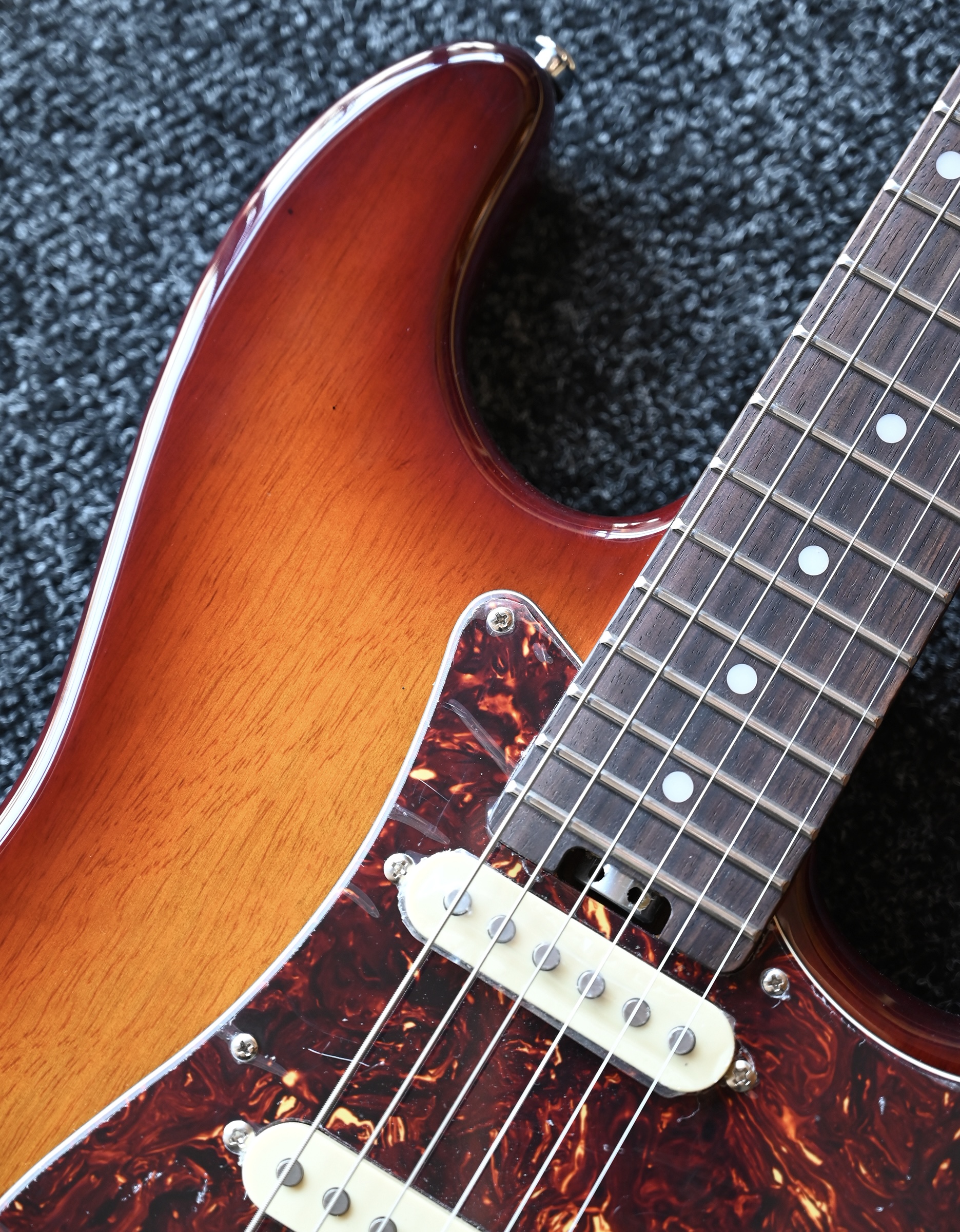 Электрогитара Crafter Crema RS Tobacco Sunburst - купить в "Гитарном Клубе"