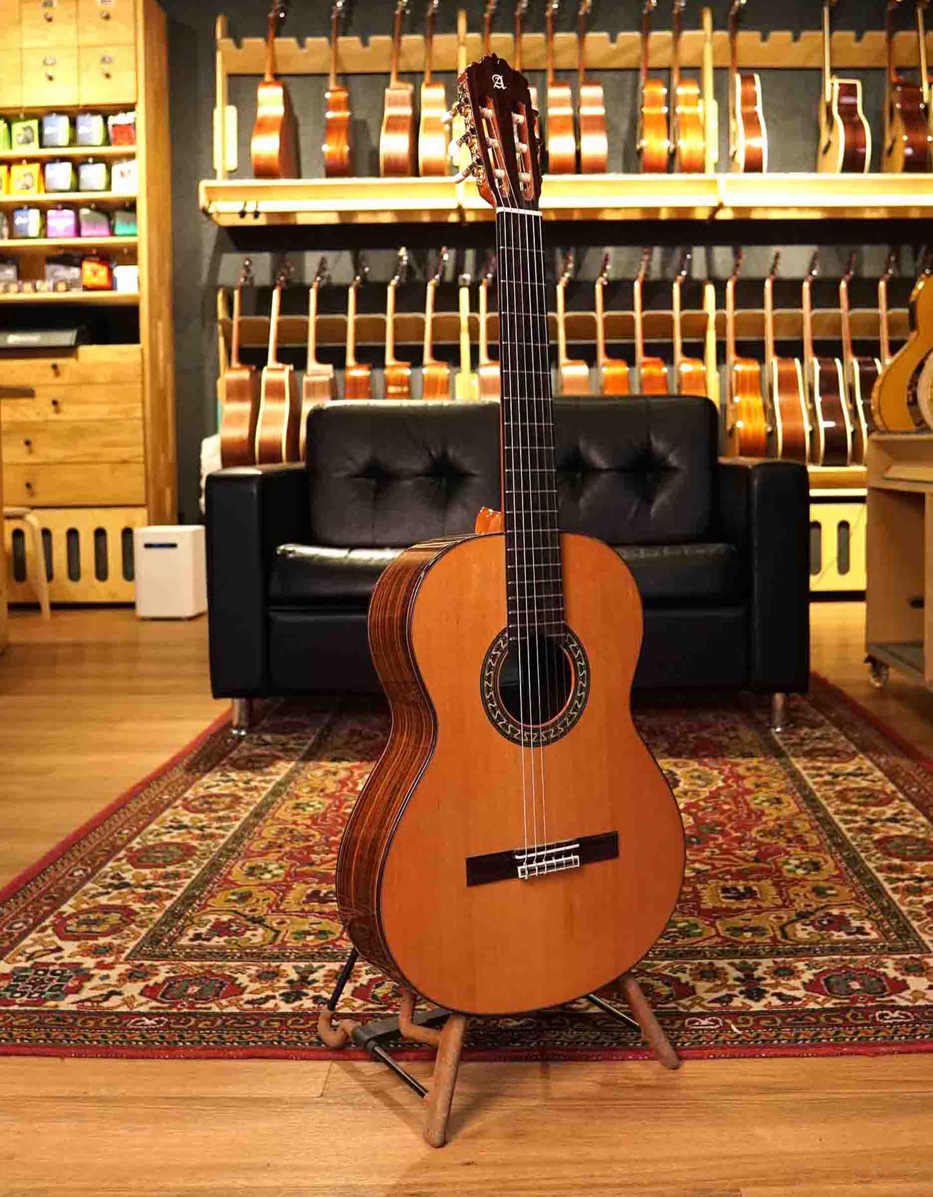 Классическая гитара Alhambra Mod. 5P - купить в "Гитарном Клубе"