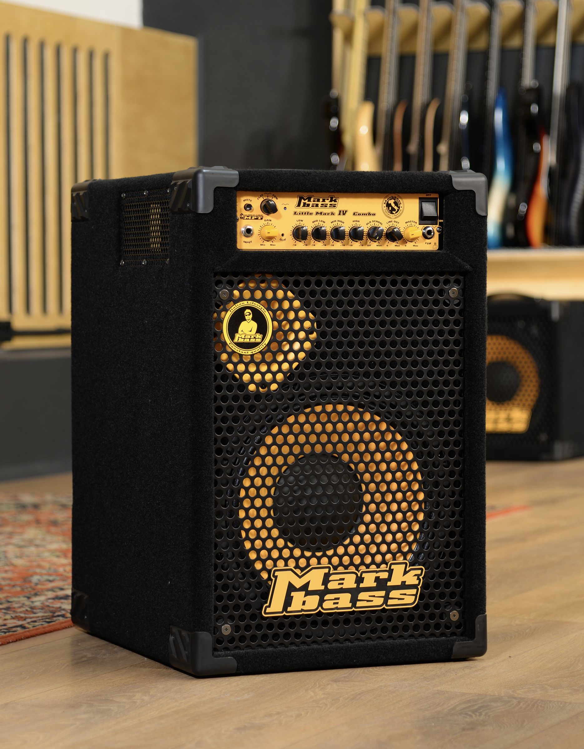 Комбоусилитель для бас-гитары Markbass CMD 121 H IV, 1х12, 300Вт - купить в "Гитарном Клубе"