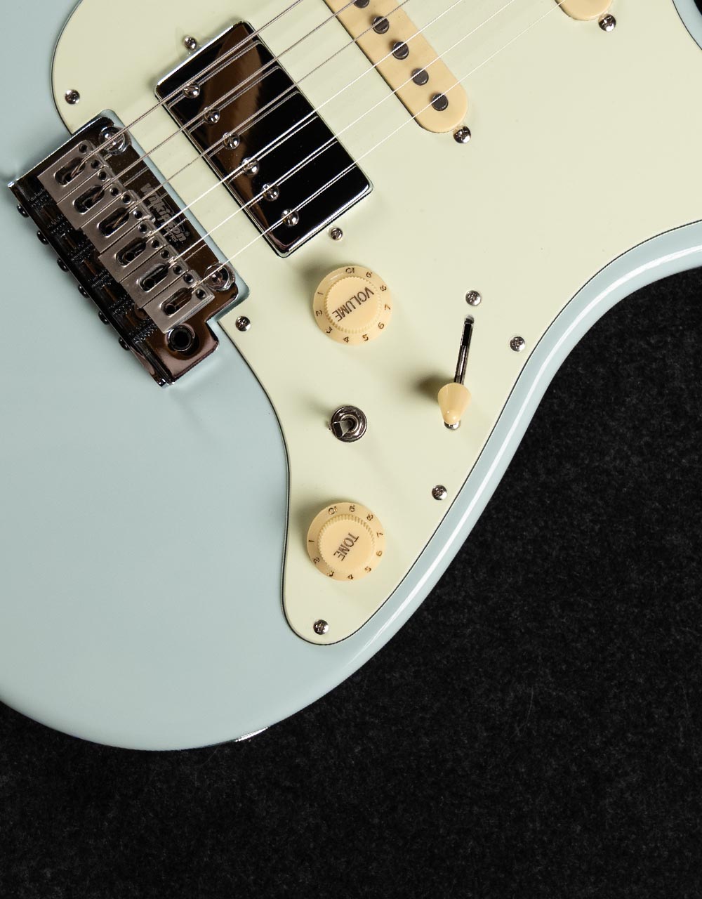 Электрогитара Crafter Charlotte S VVS MP Day Blue - купить в "Гитарном Клубе"