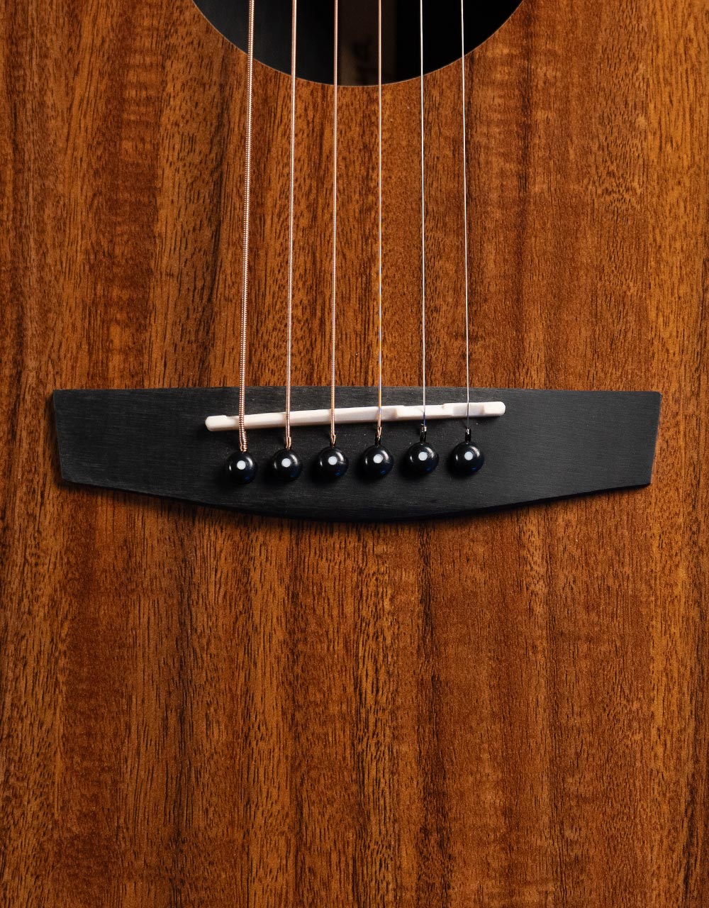 Акустическая гитара Enya EM-X1+ - купить в "Гитарном Клубе"