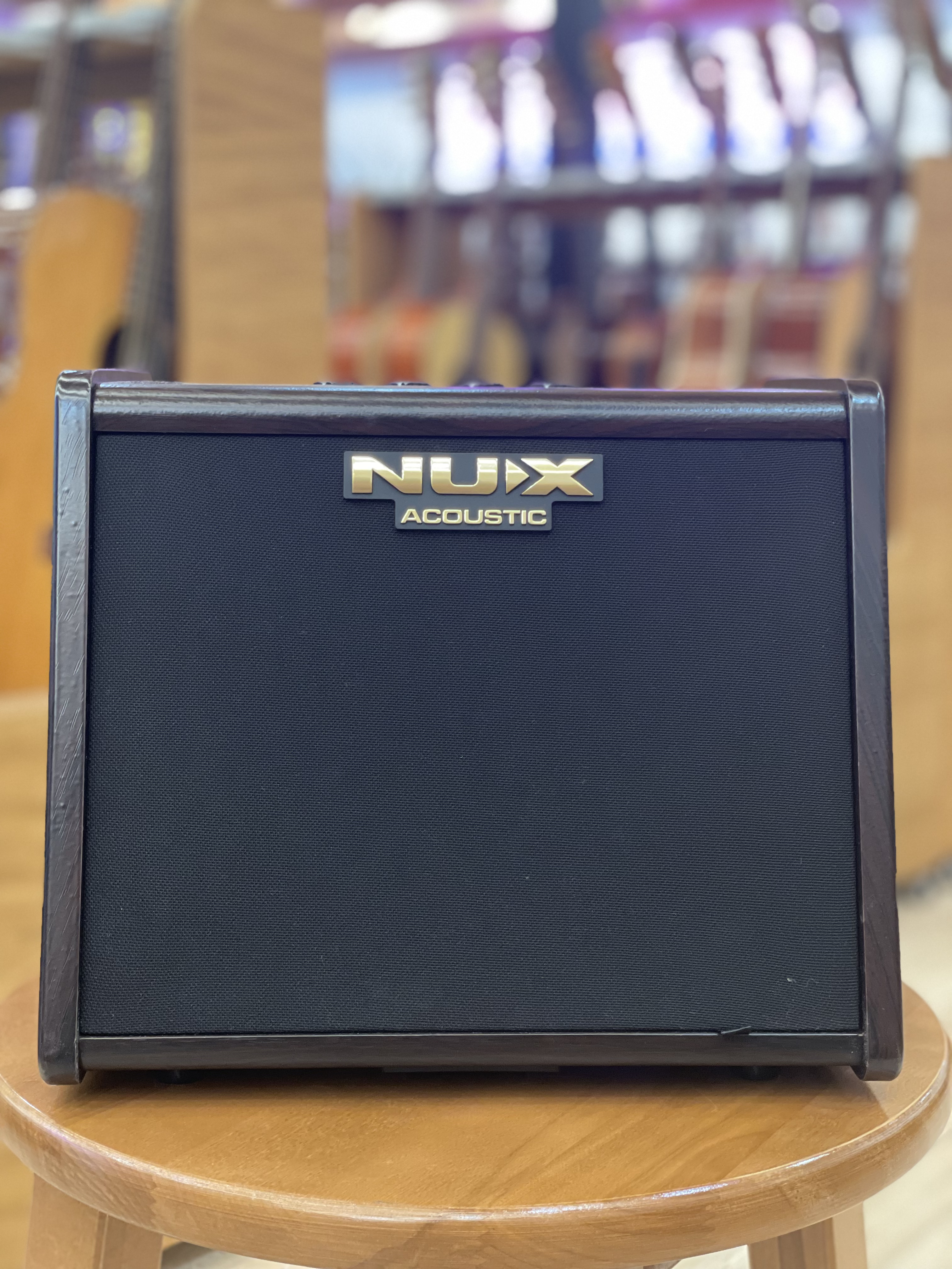 Комбоусилитель для акустической гитары Nux AC-25, 25Вт - купить в "Гитарном Клубе"