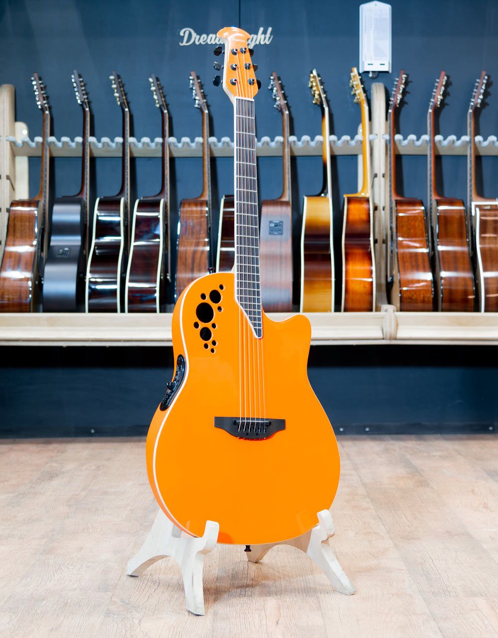 Электроакустическая гитара Ovation 1868TX-GO Elite T Super Shallow Gloss Orange - купить в "Гитарном Клубе"