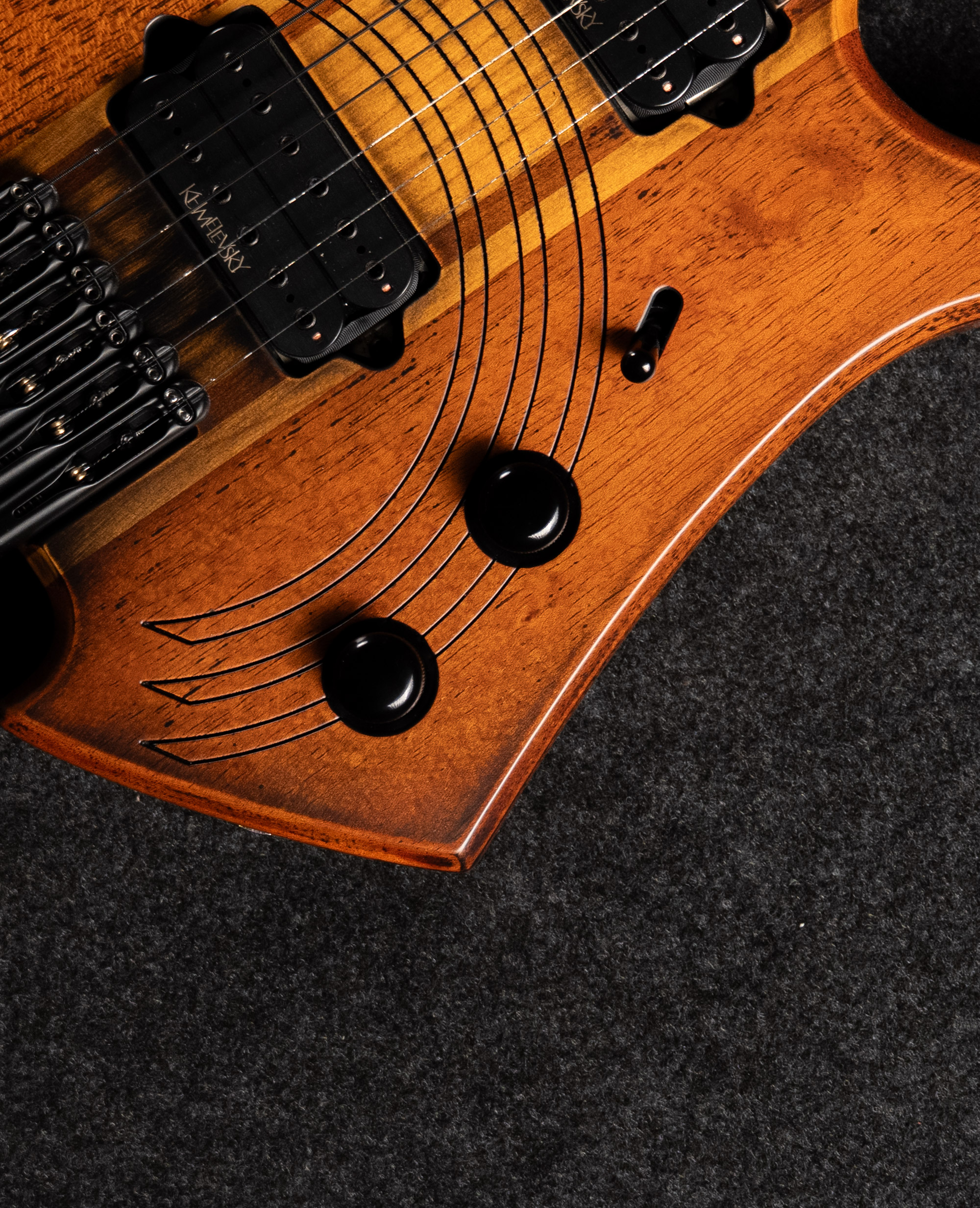 Электрогитара Khmelevsky Wing Shooting Galery 2 #131 - купить в "Гитарном Клубе"