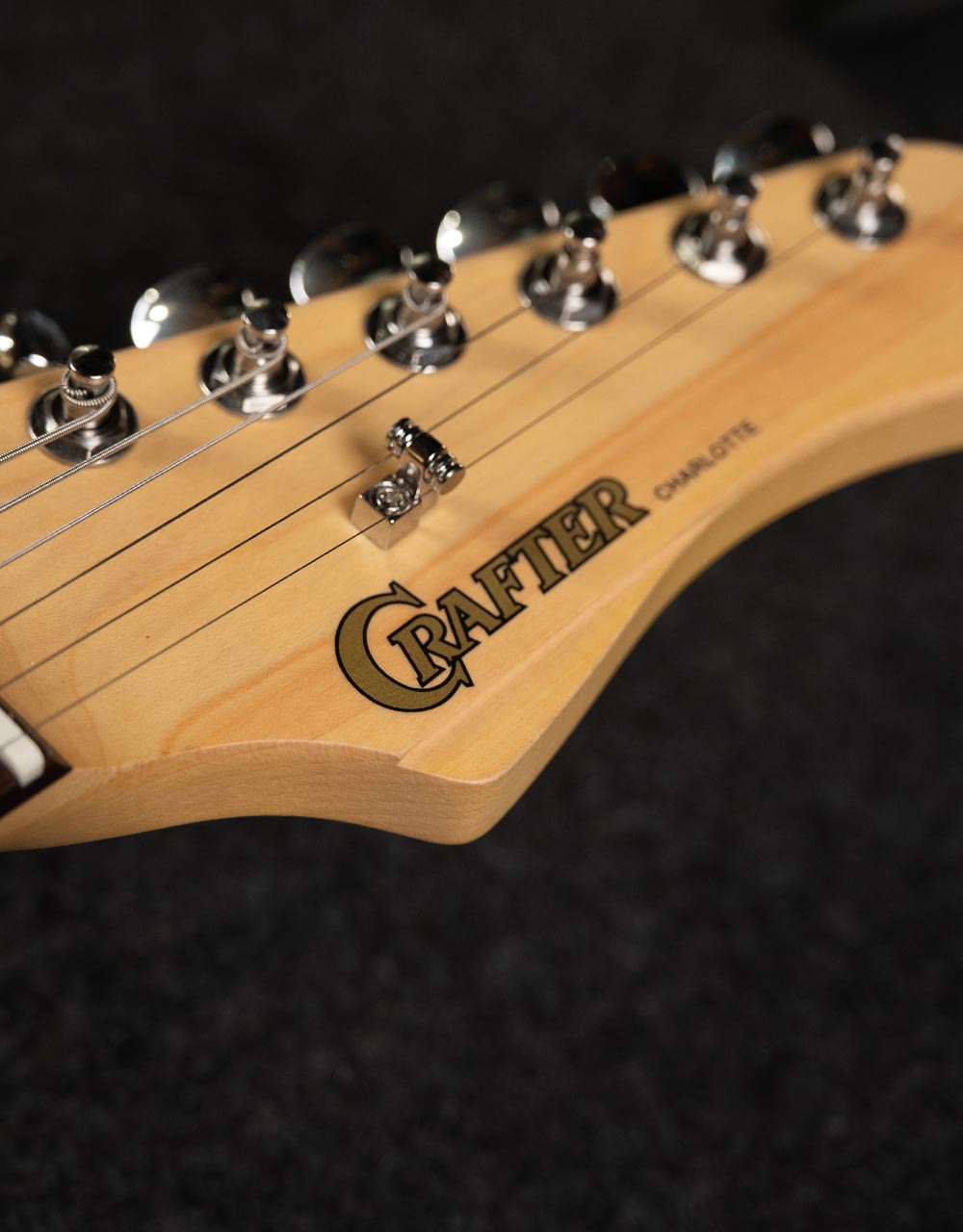 Электрогитара Crafter Charlotte S RS Cosmic Black - купить в "Гитарном Клубе"