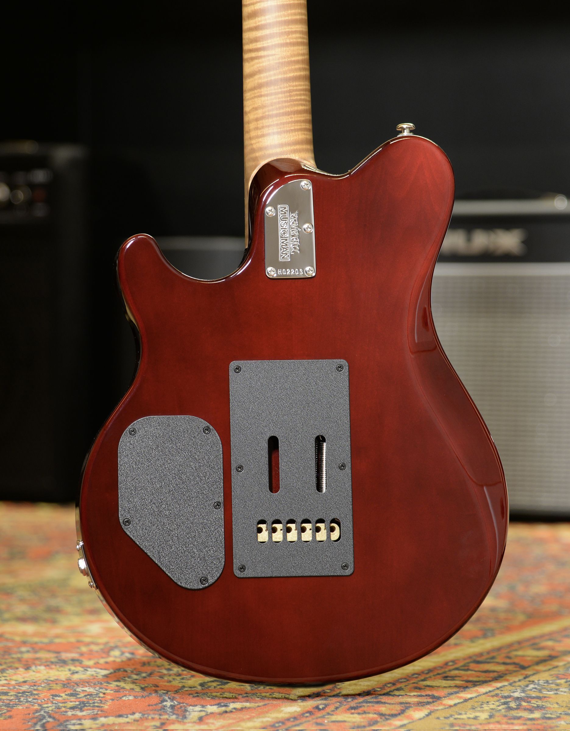 Электрогитара Music Man Axis Super Sport, Roasted Amber Flame - купить в "Гитарном Клубе"