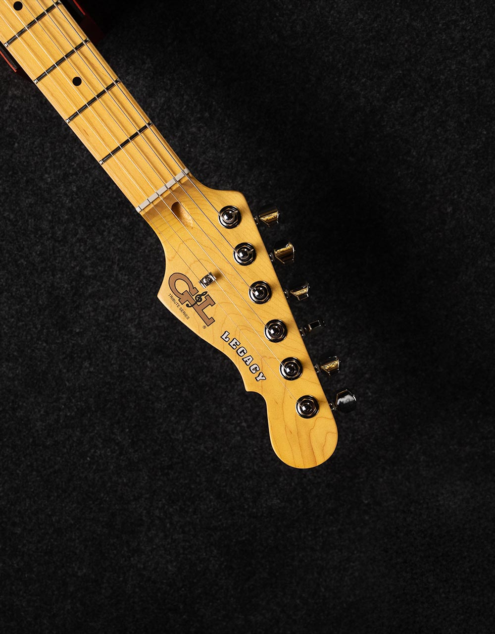Электрогитара G&L Tribute Legacy Gloss White MP Poplar - купить в "Гитарном Клубе"