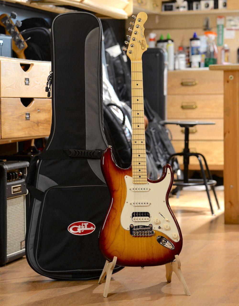 Электрогитара G&L FD Legacy HB Old School Tobacco Sunburst MP - купить в "Гитарном Клубе"