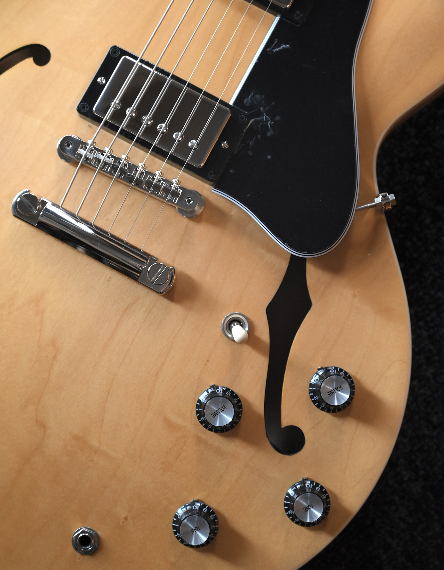 Электрогитара Gibson ES-335 Satin Vintage Natural, 2021 - купить в "Гитарном Клубе"