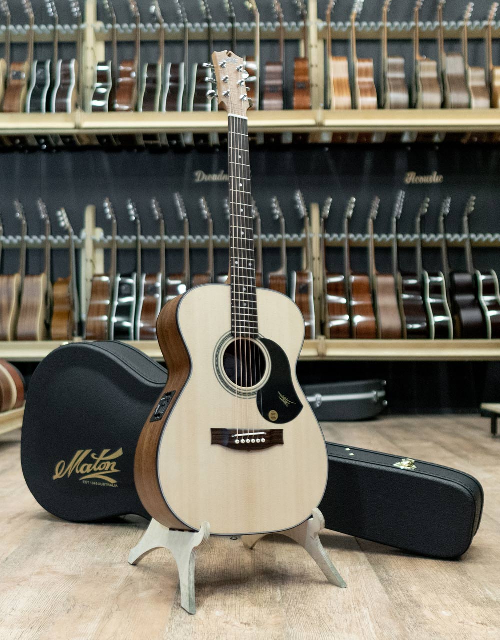 Электроакустическая гитара Maton EBG808 - купить в "Гитарном Клубе"